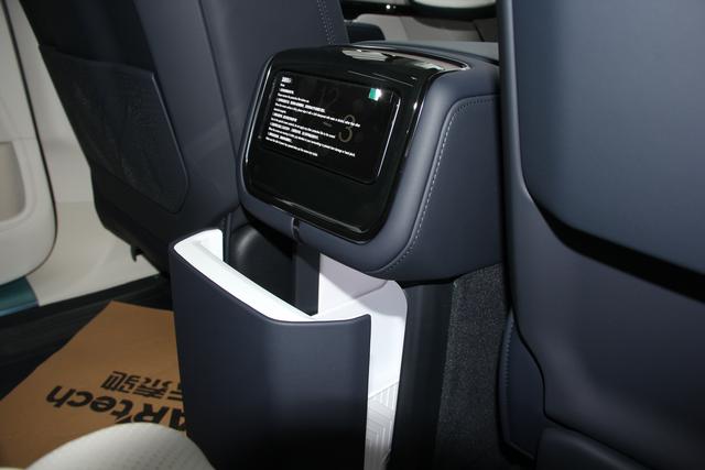 极氪 极氪9X 2026 汽车图片 #23