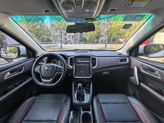 SWM X7 2017 image de voiture #23