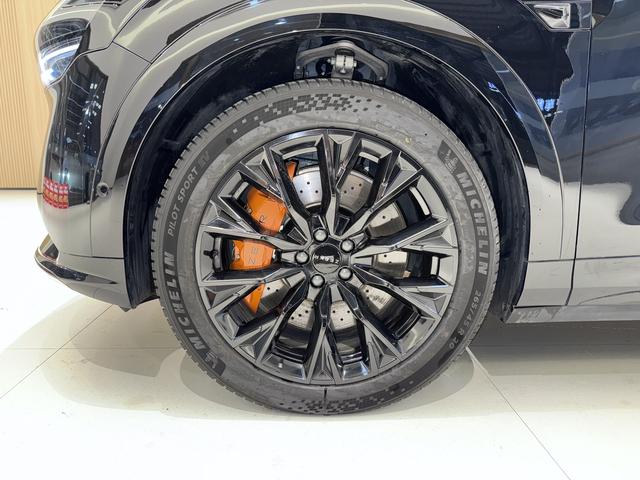 极氪 极氪7X 2024 汽车图片 #23