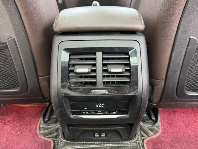 BMW X3 2020 immagine di auto #23