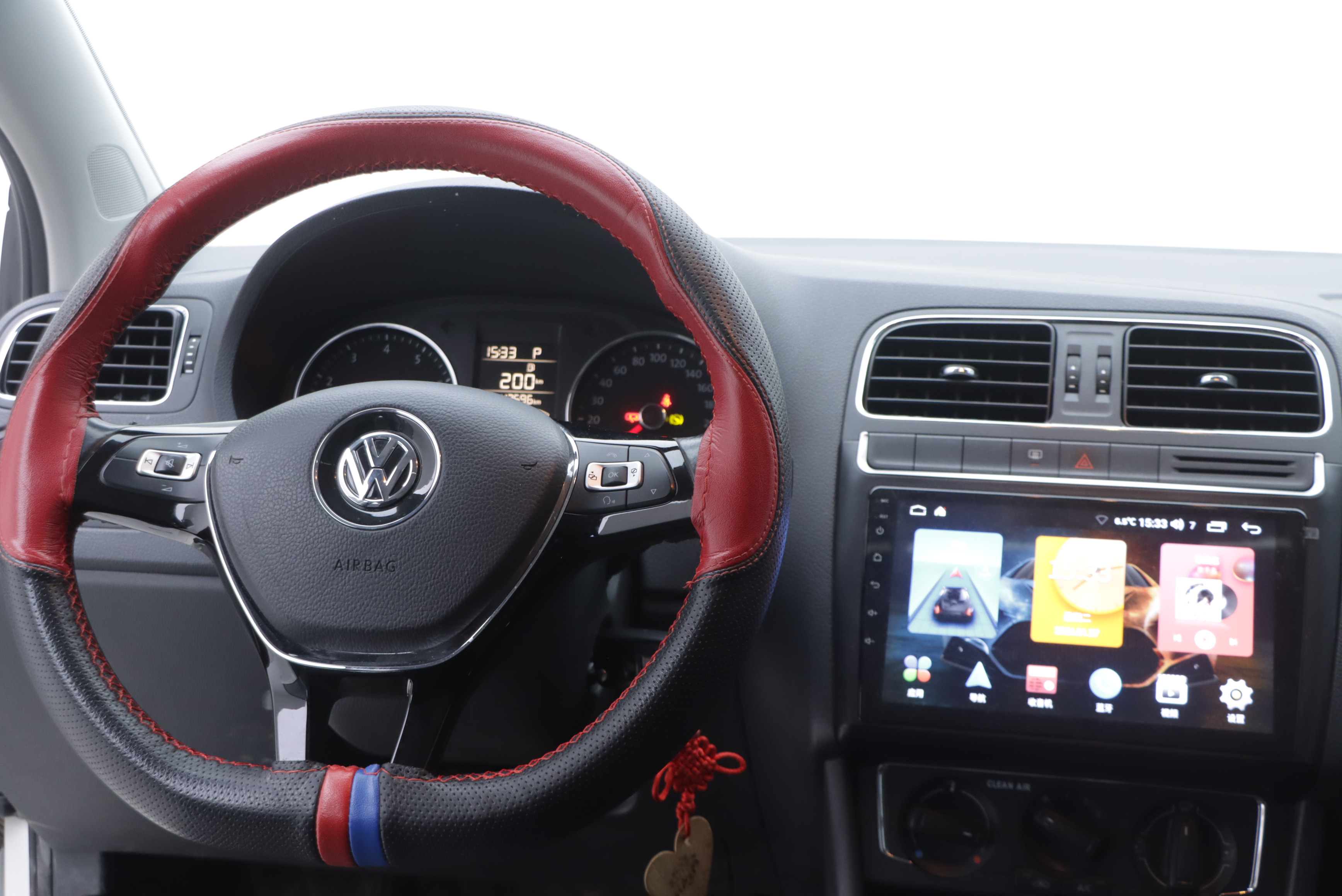 Volkswagen Polo 2016 #23 Volkswagen Polo 2016 car image #23