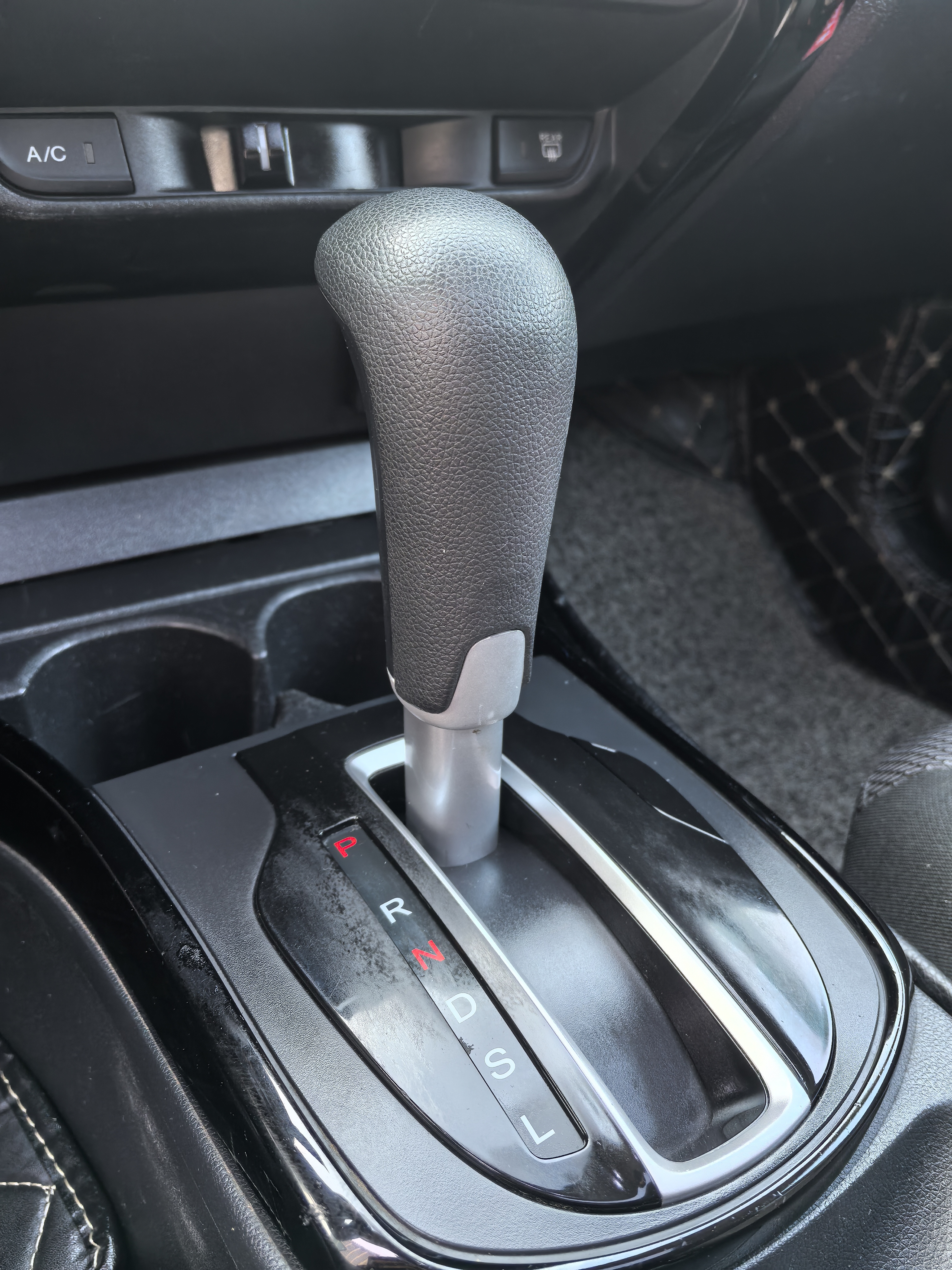 Honda Gienia 2018 car image #23