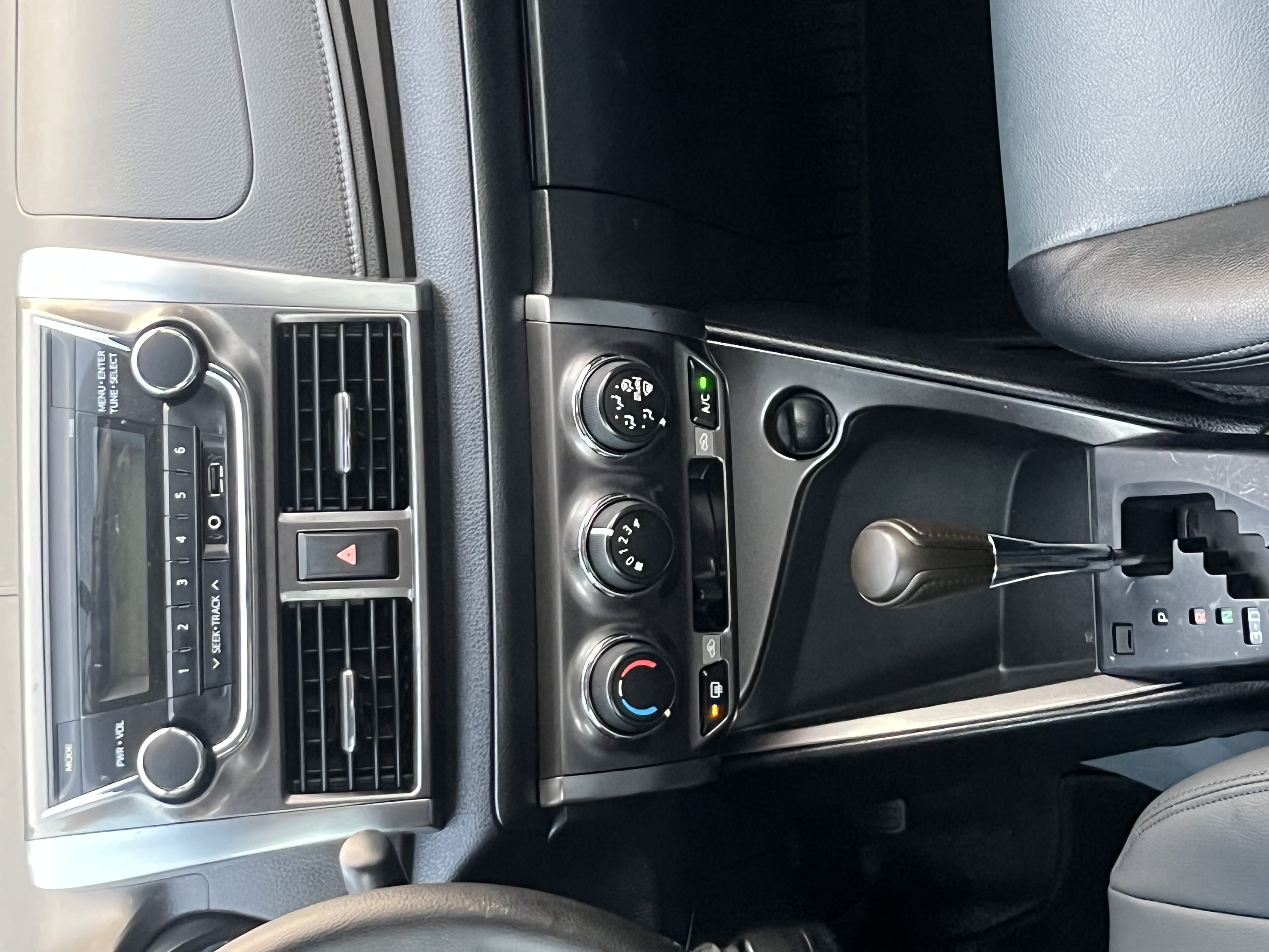 Toyota Yaris L Zhixuan 2016 car image #23