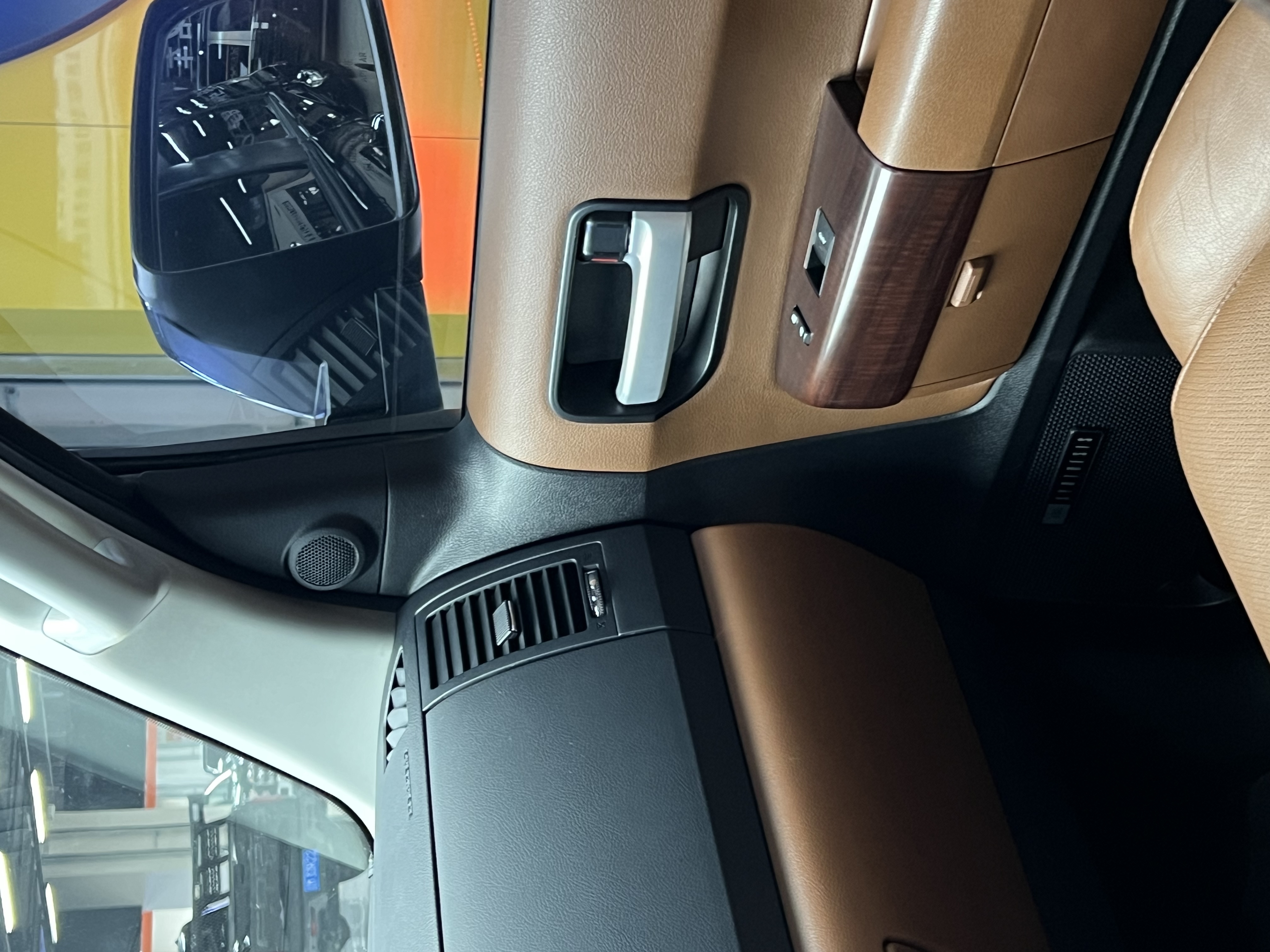 丰田 红杉 2011 汽车图片 #23