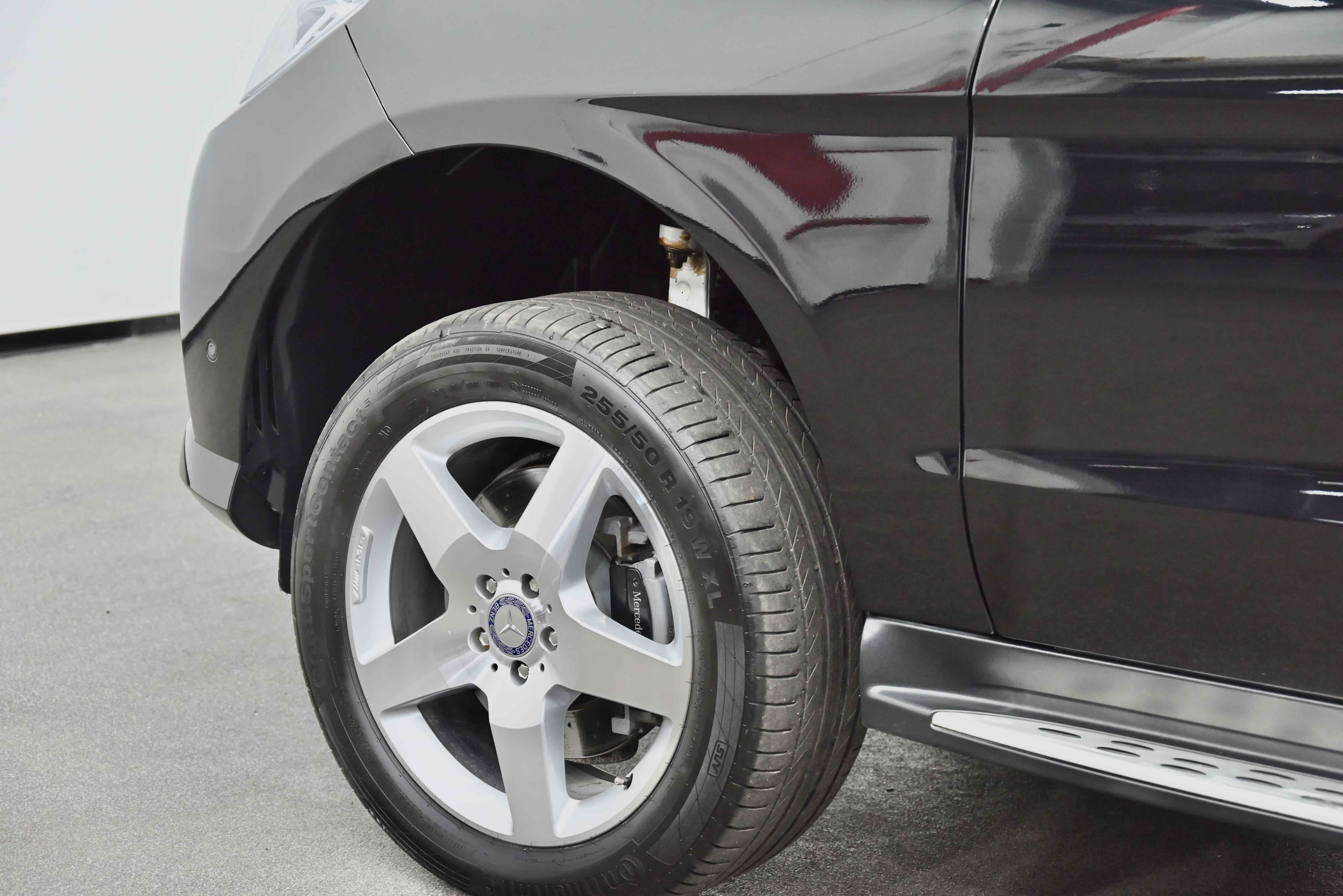 Mercedes-Benz M Class 2014 car image #23