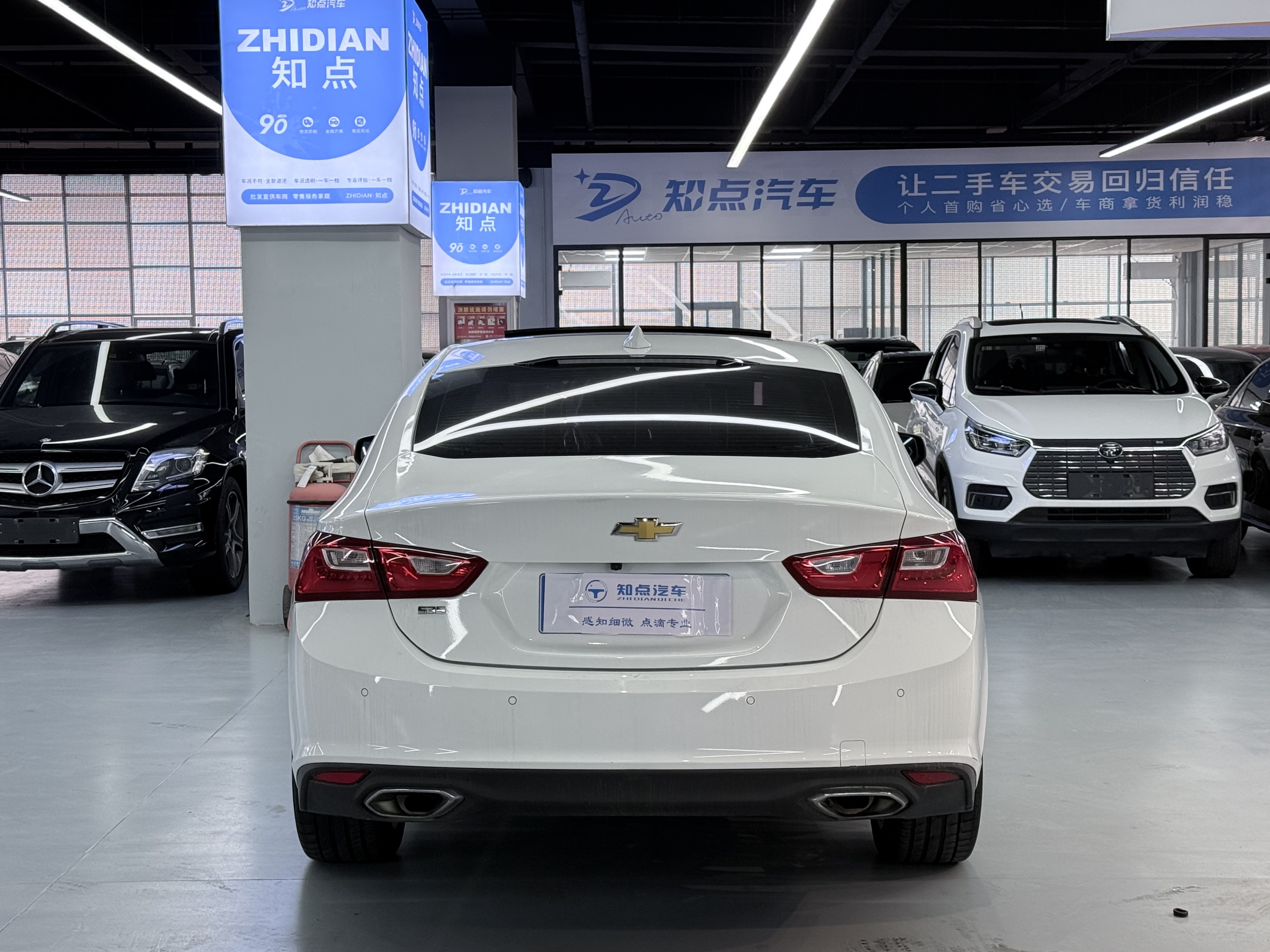 Chevrolet Malibu XL 2018 immagine di auto #23