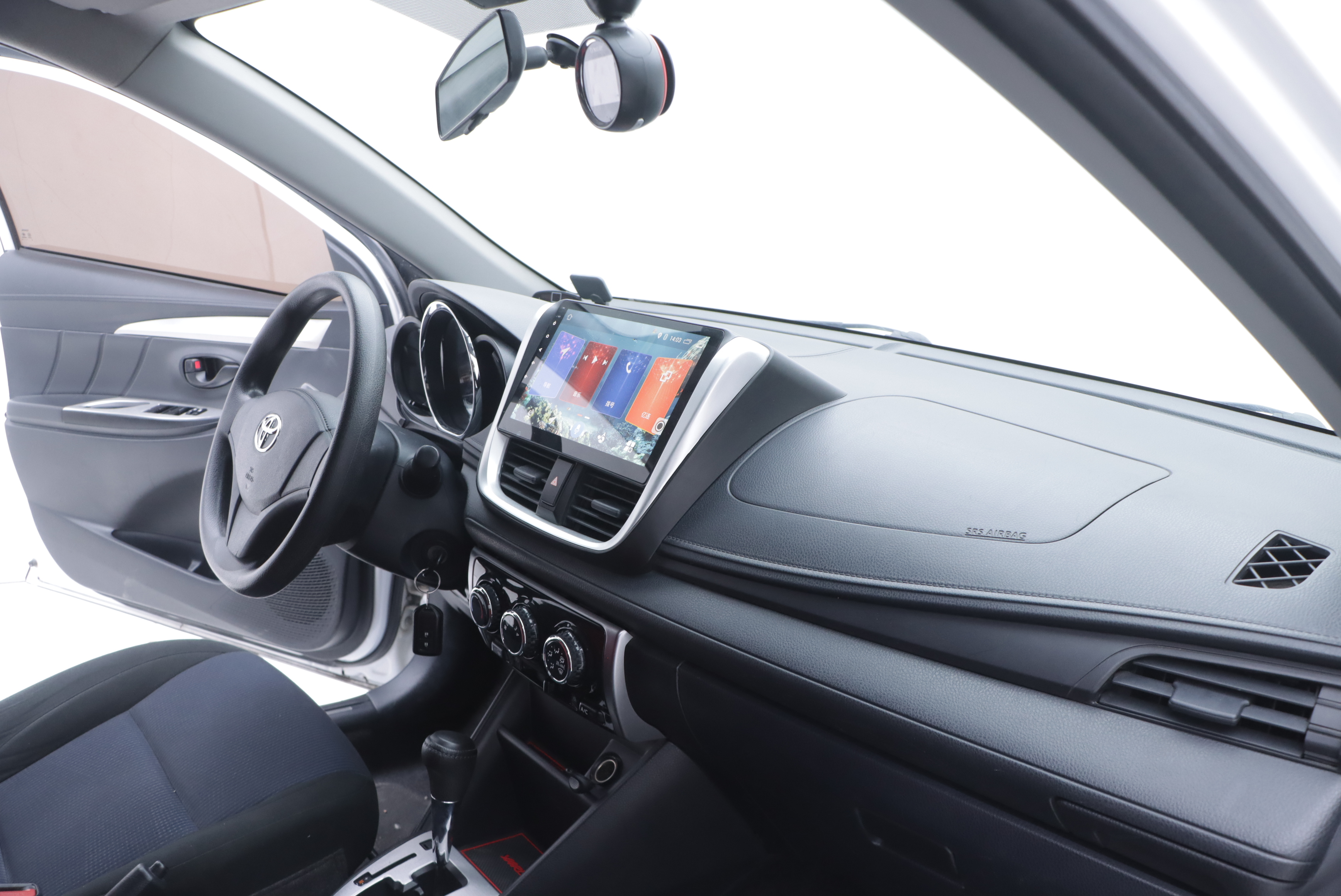 Toyota Yaris L Zhixiang 2017 صورة سيارة #23