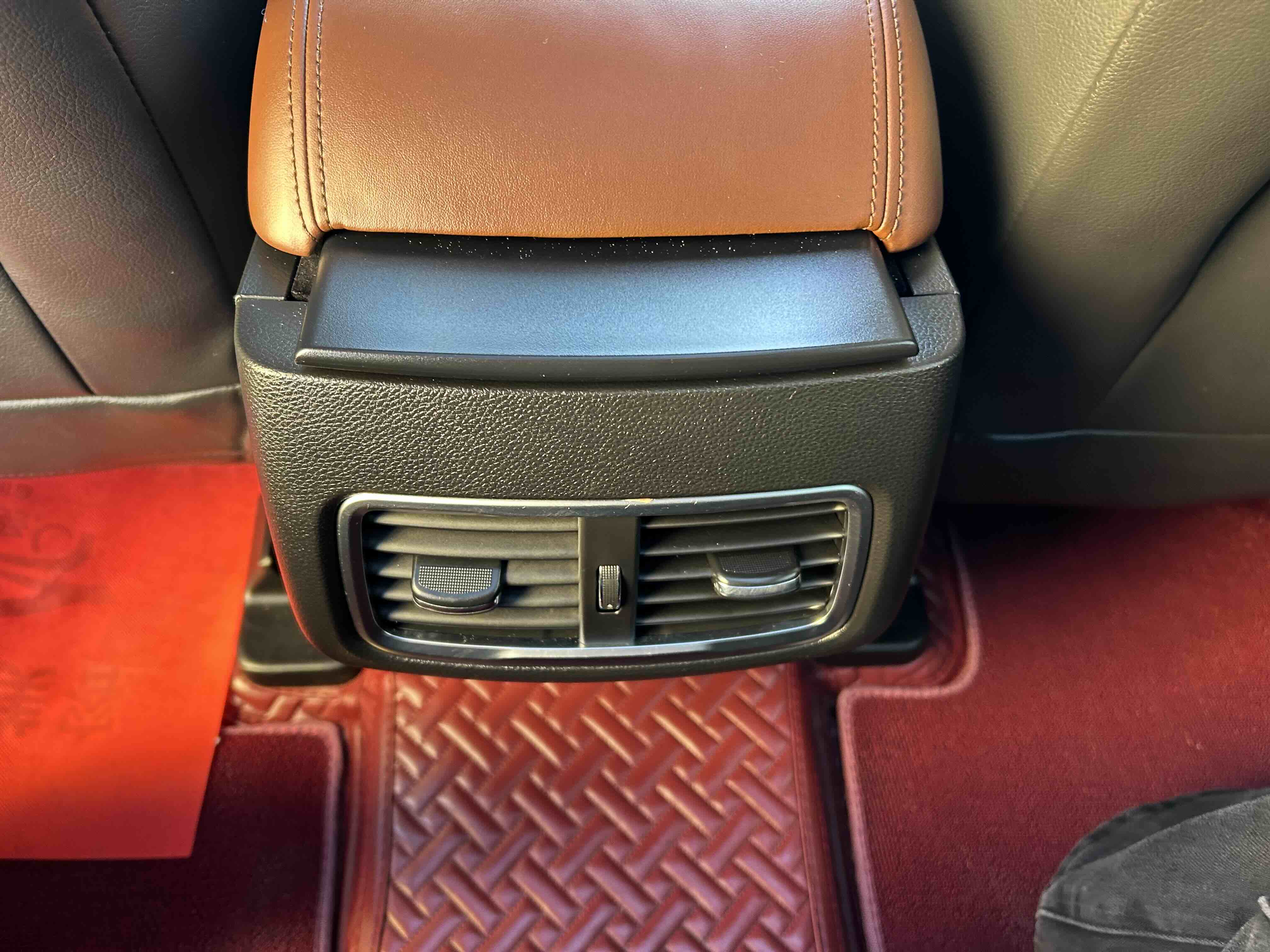 GAC Trumpchi GS7 2019 car image #23