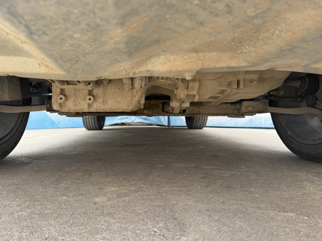 X70 2019 car image #23