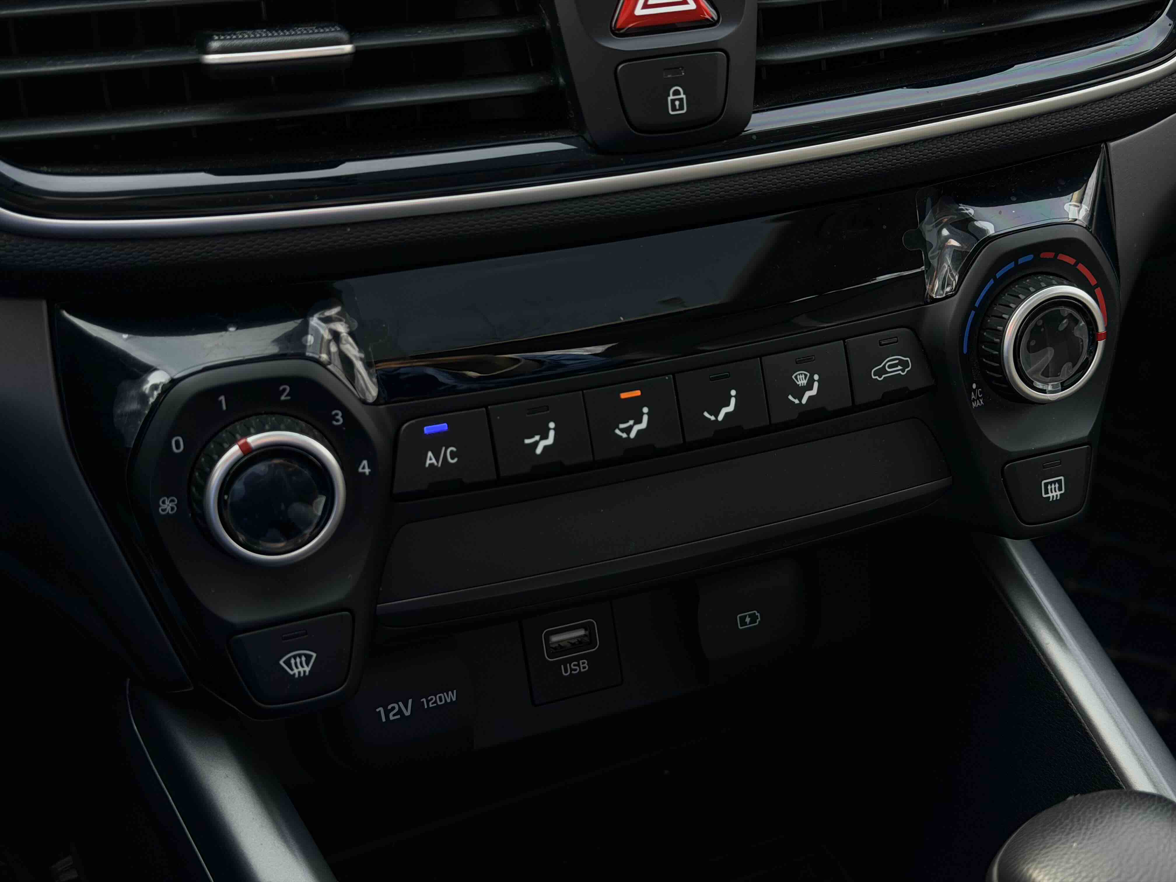 Hyundai Lafesta 2020 #23 Hyundai Lafesta 2020 car image #23