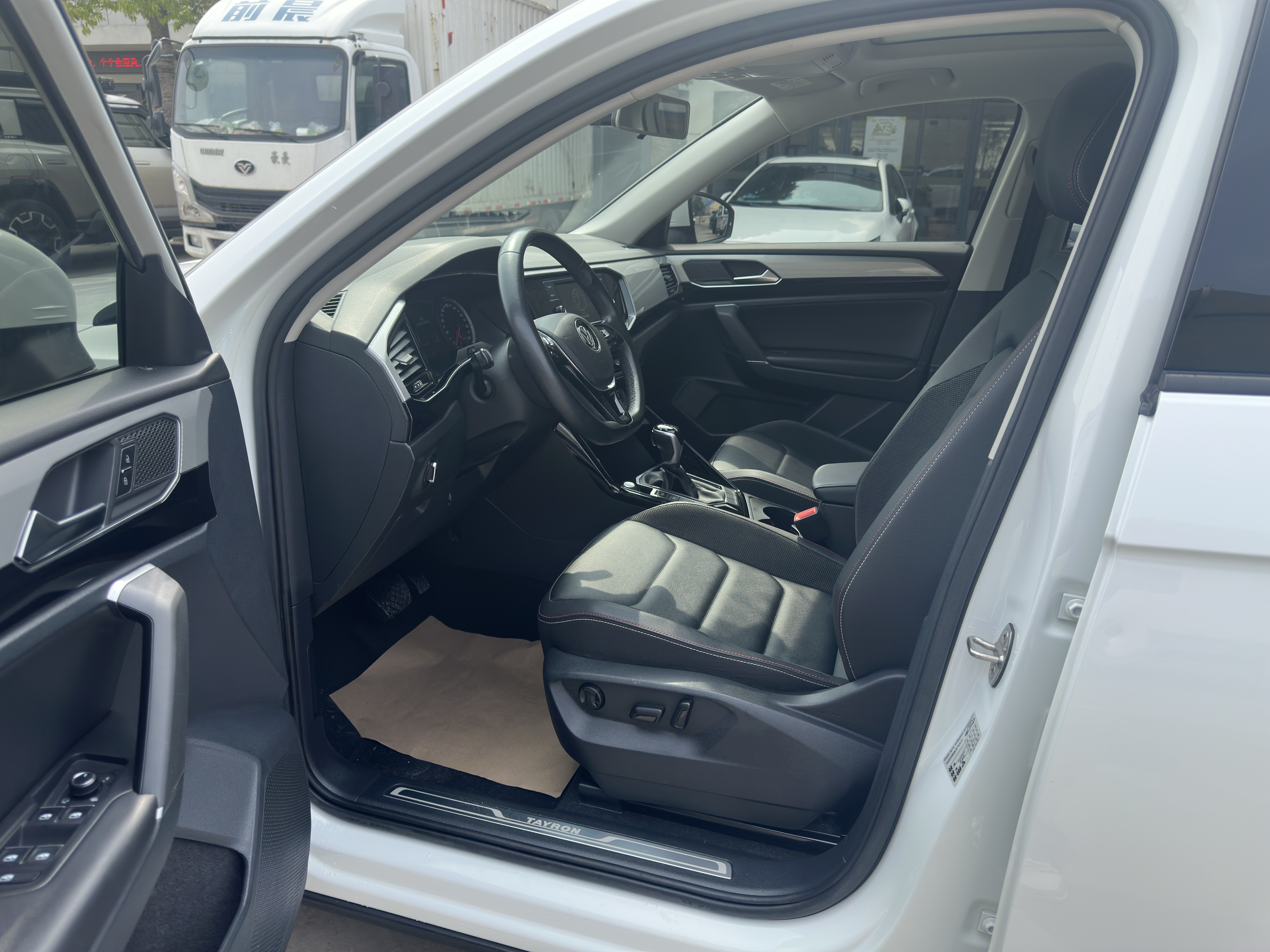 Volkswagen Tayron 2019 car image #23