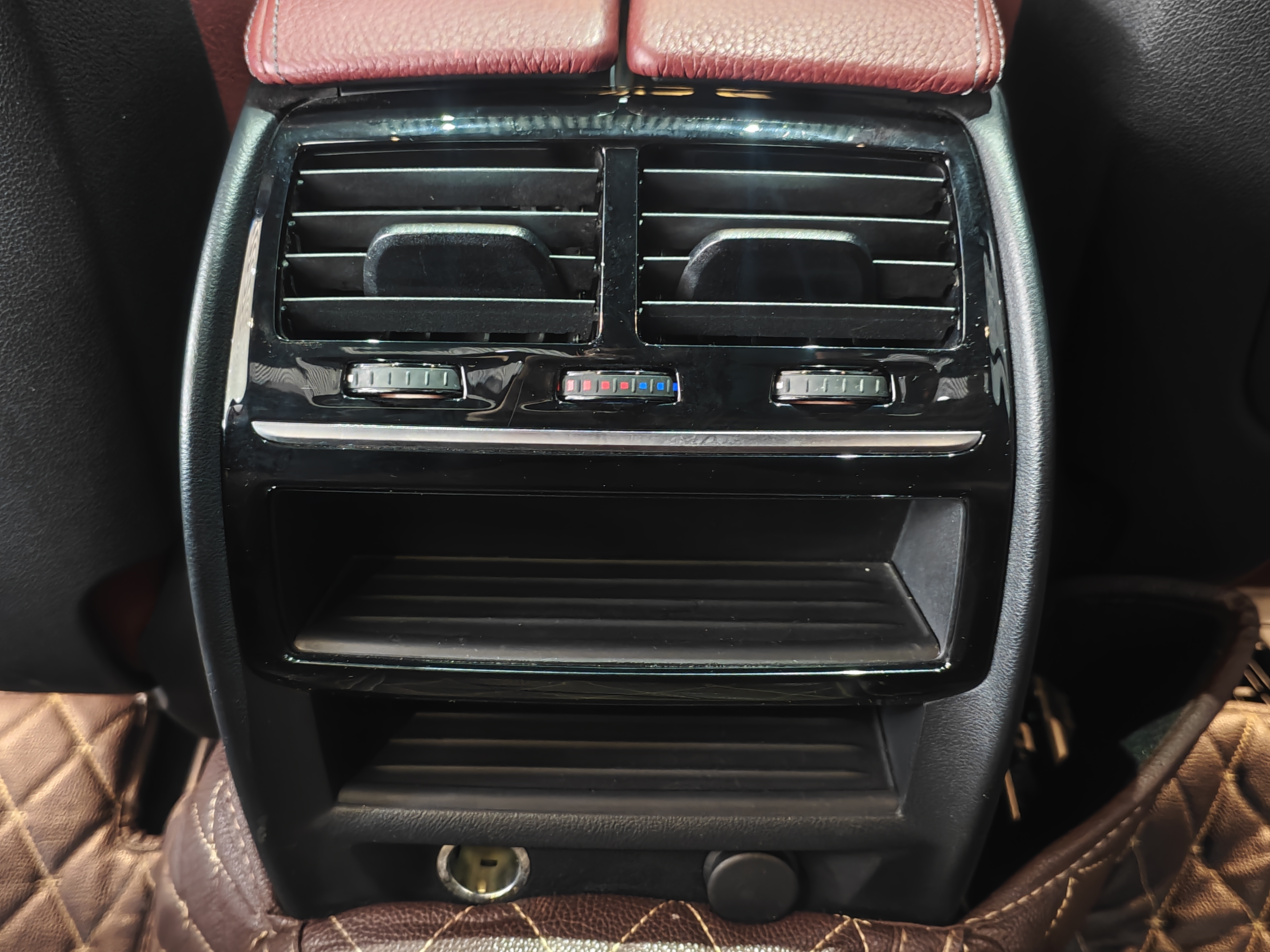 BMW 5 Series 2019 #23 BMW 5 Series 2019 car image #23