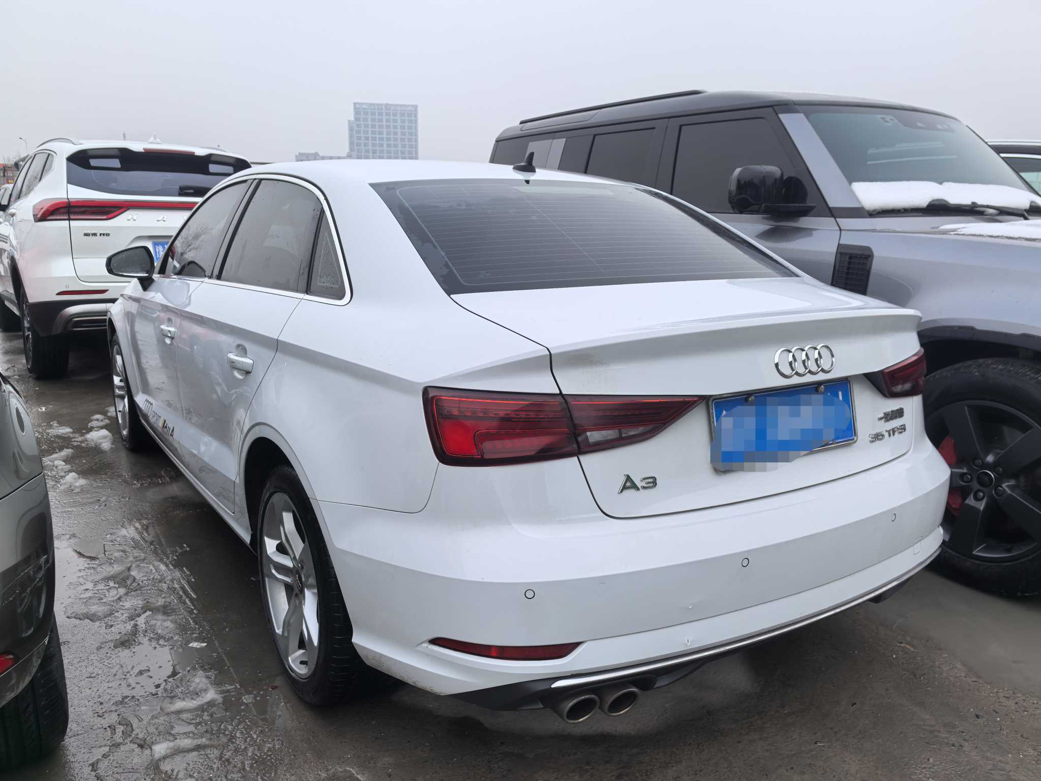 Audi A3 2019 car image #23