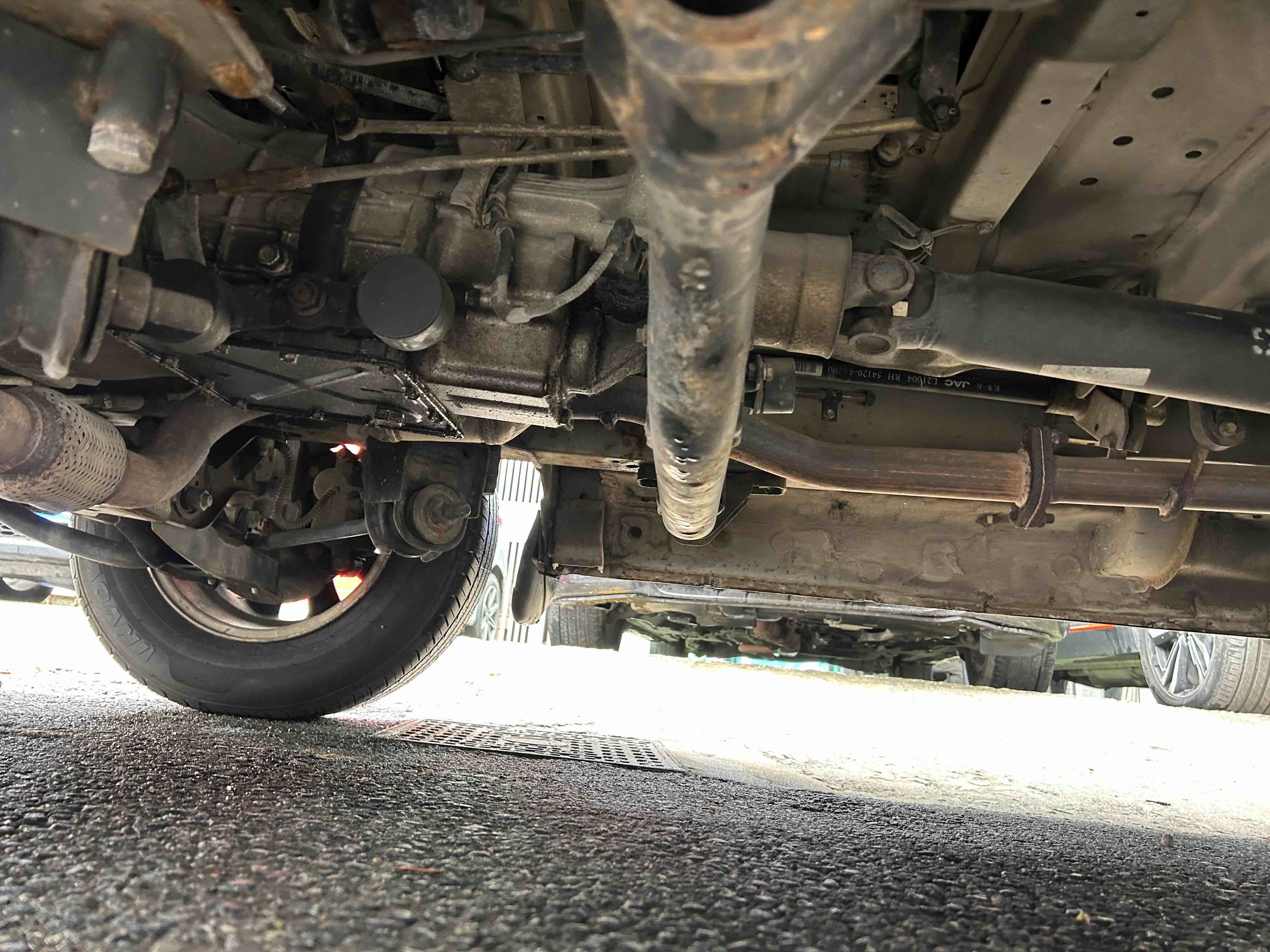 JAC 2015 #23 JAC 2015 car image #23