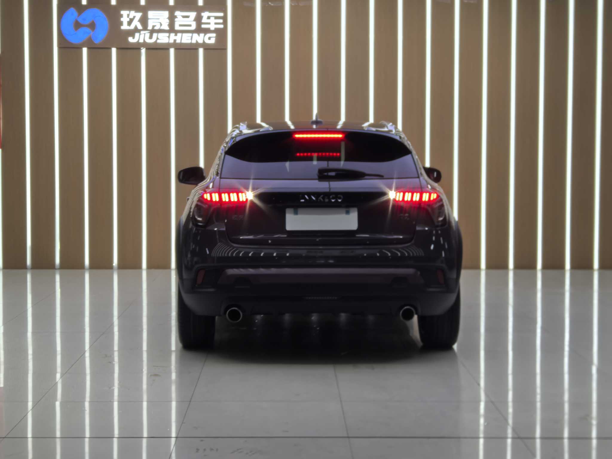 Lynk & Co 02 2020 #23 Lynk & Co 02 2020 car image #23