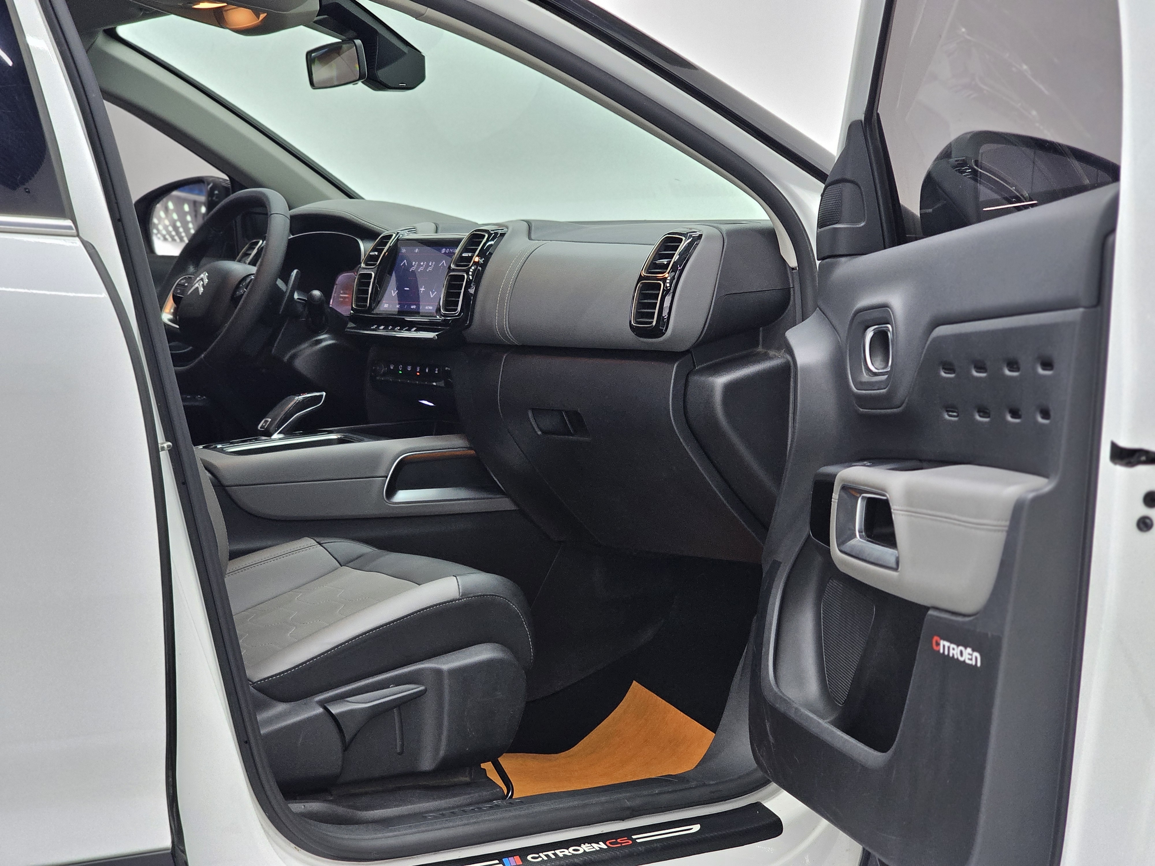 Citroen C5 AIRCROSS 2019 car image #23