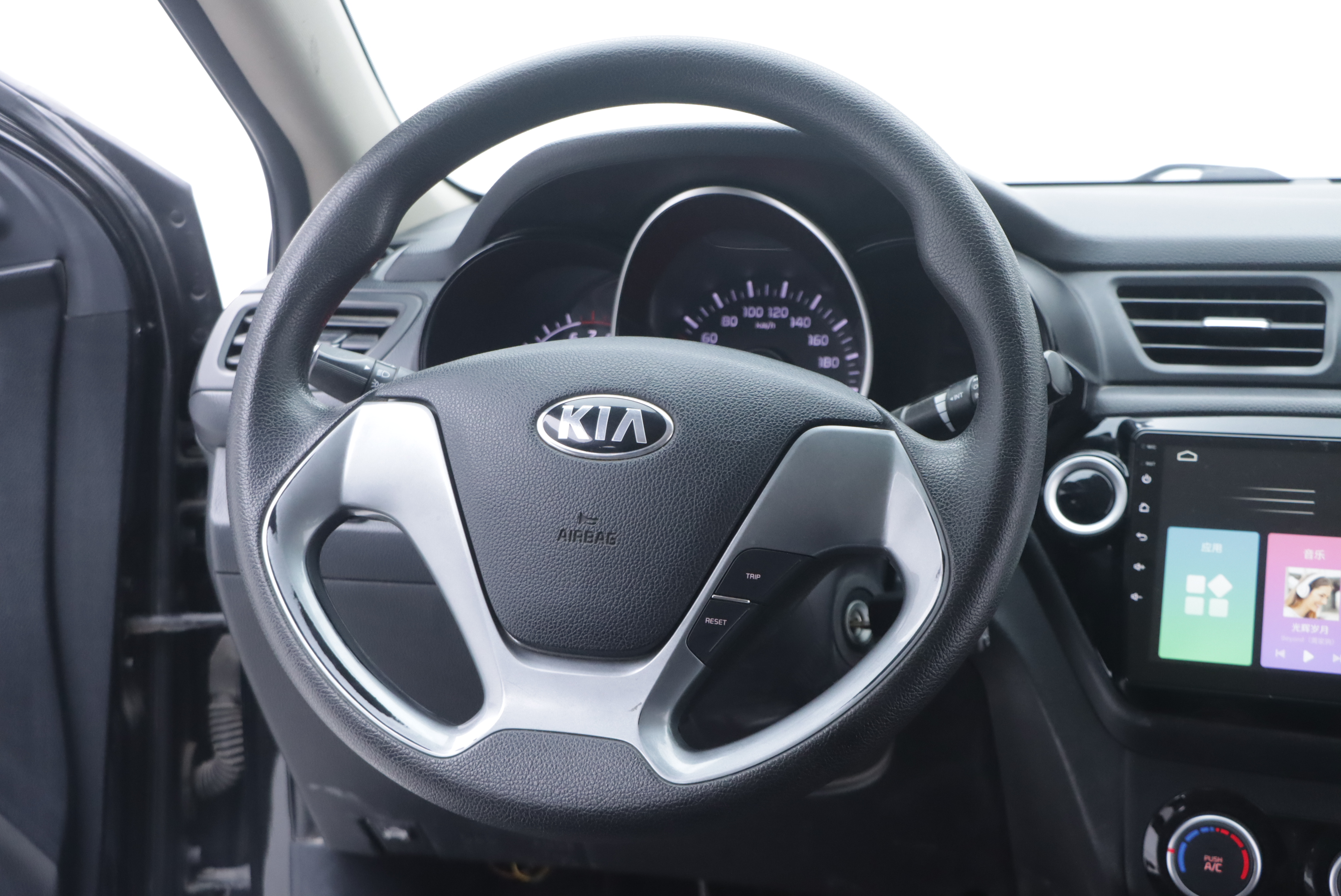 起亚 起亚K2 2016 汽车图片 #23