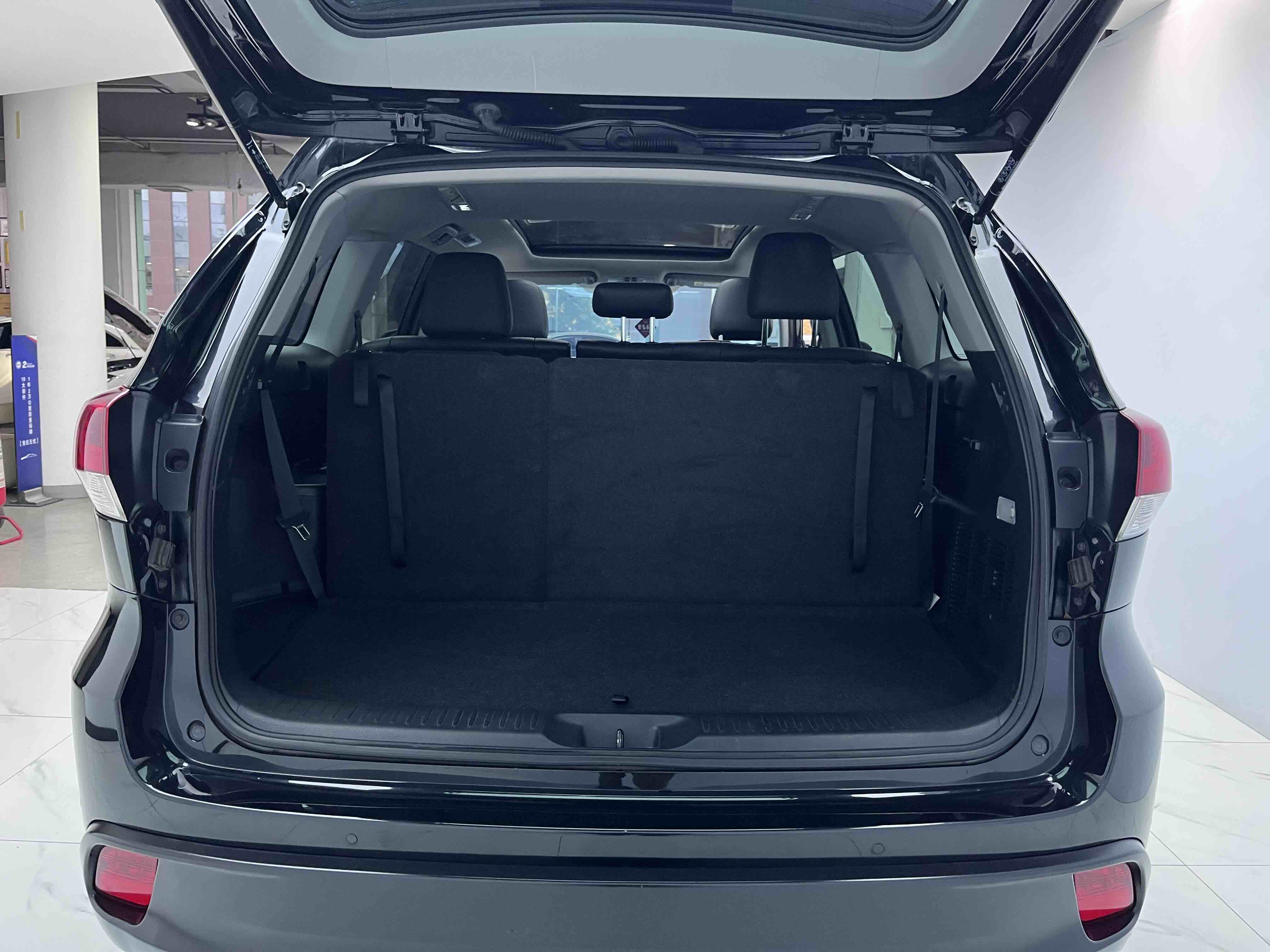 Toyota Highlander 2020 car image #23