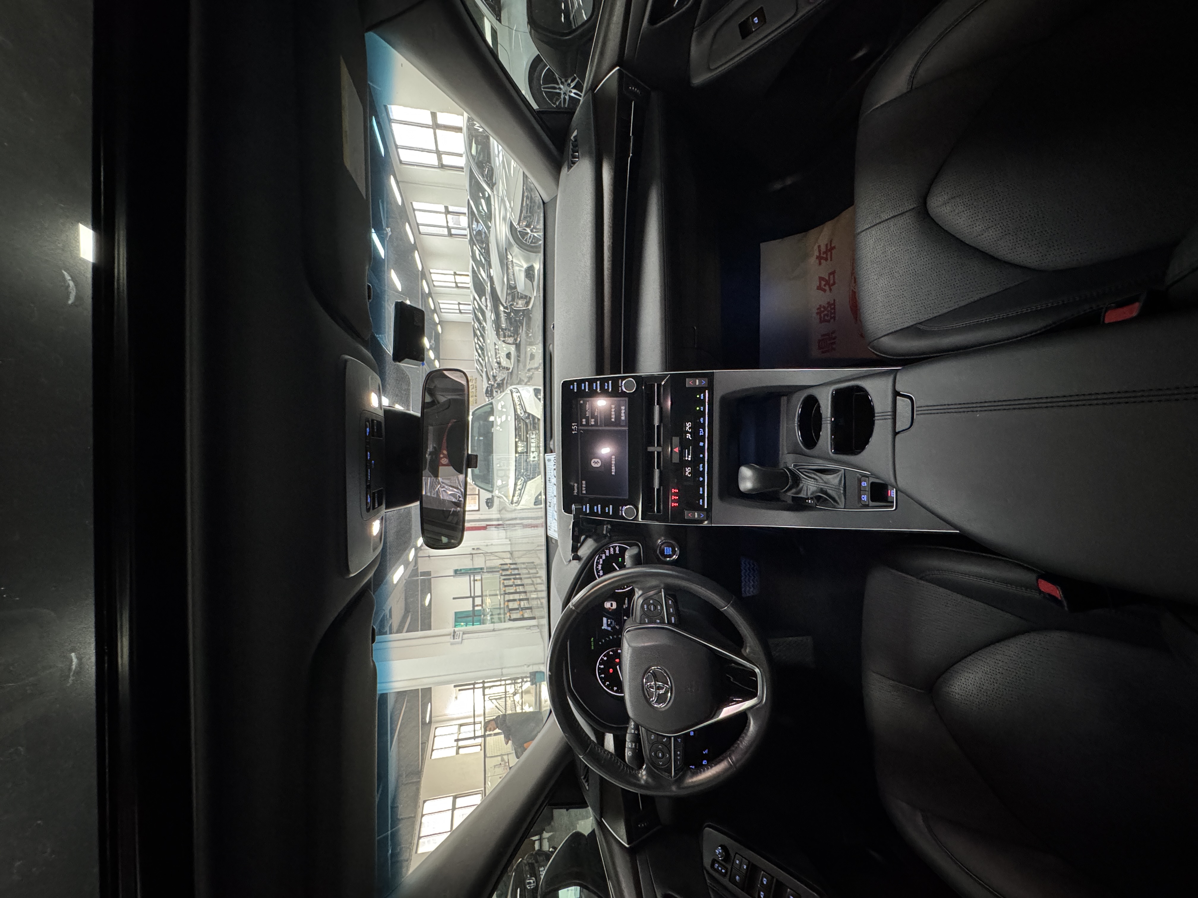 Toyota Avalon 2020 car image #23