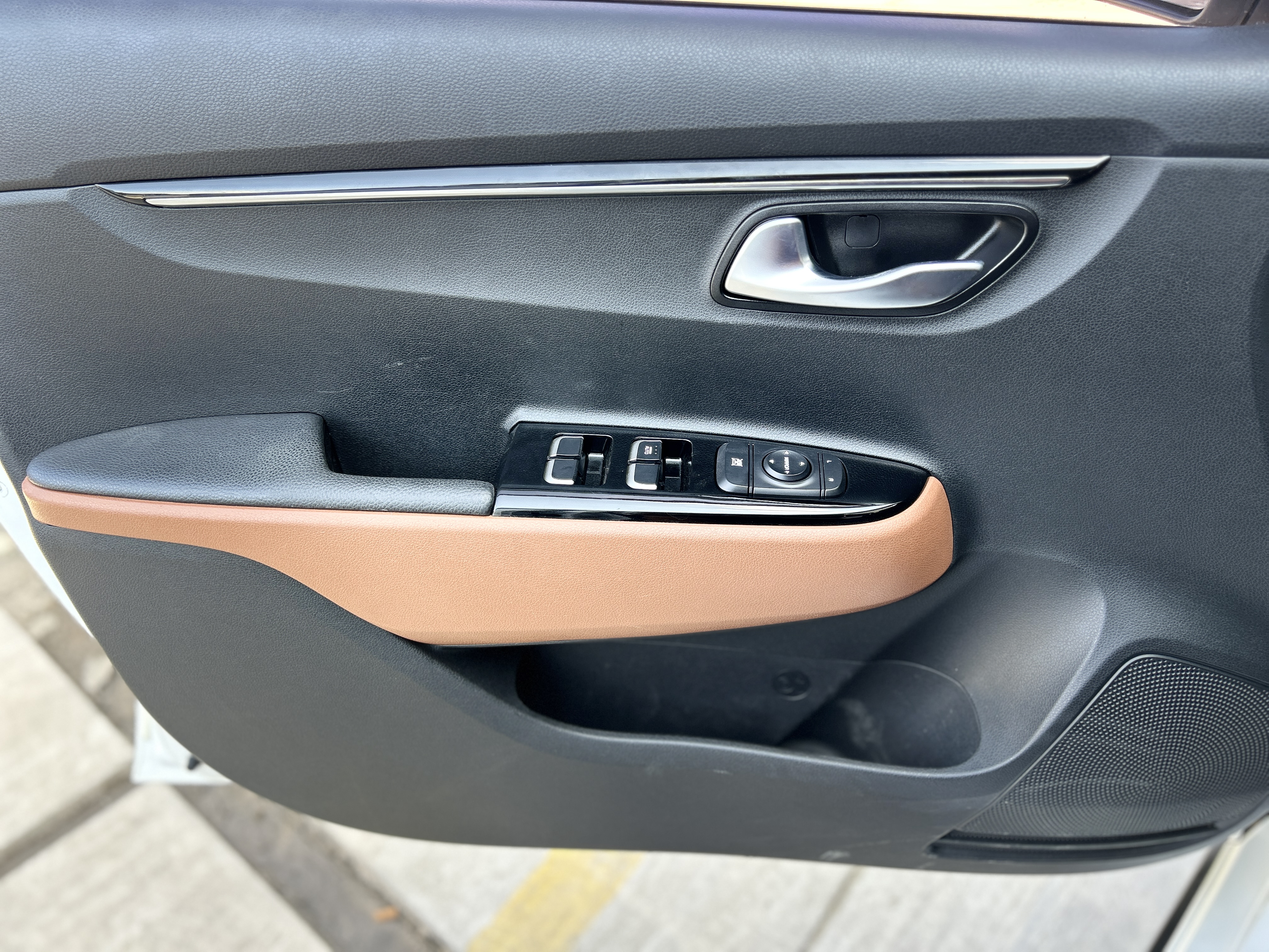 Kia Rio Cross 2018 صورة سيارة #23