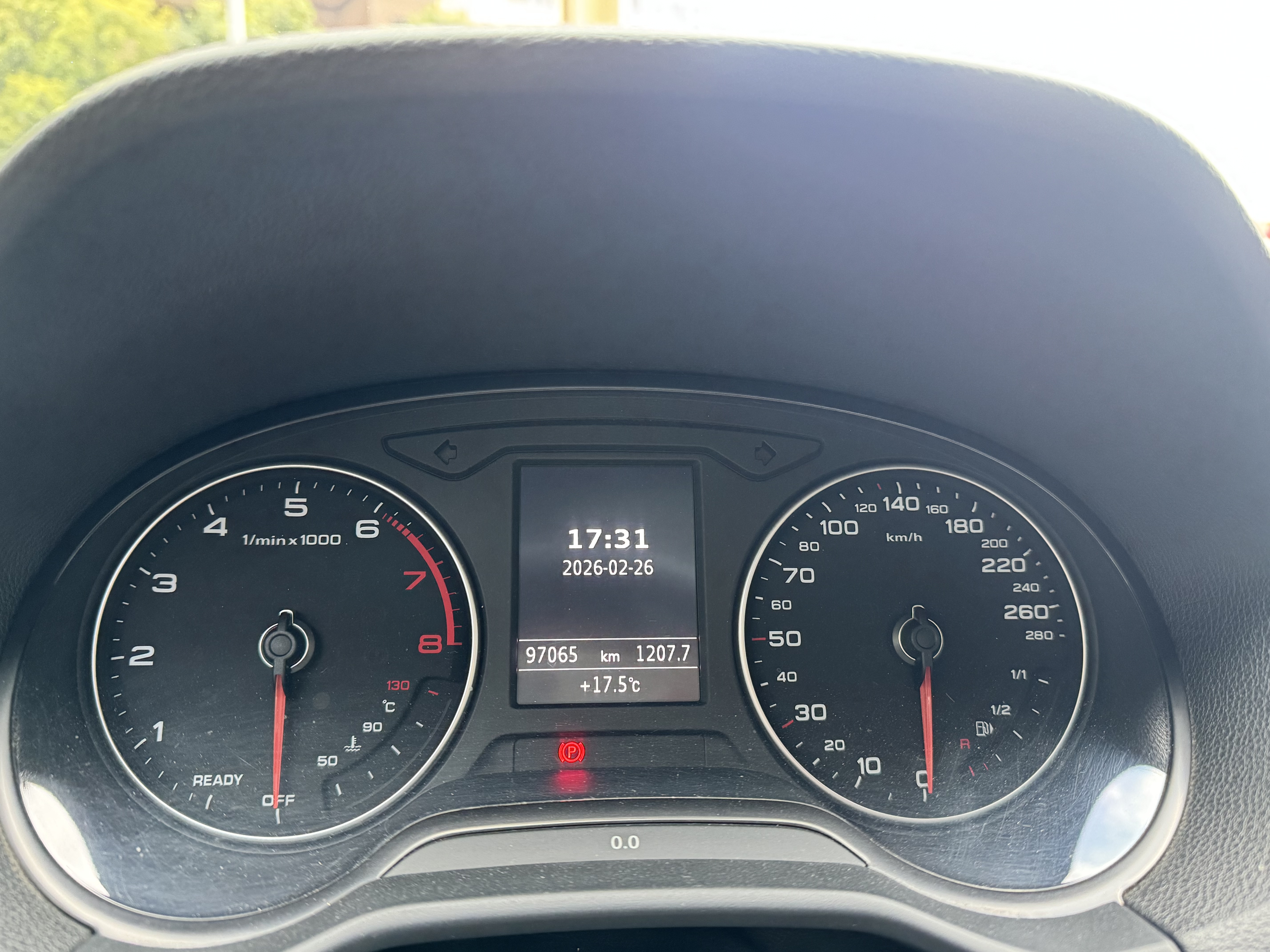 Q2L 2020 car image #23