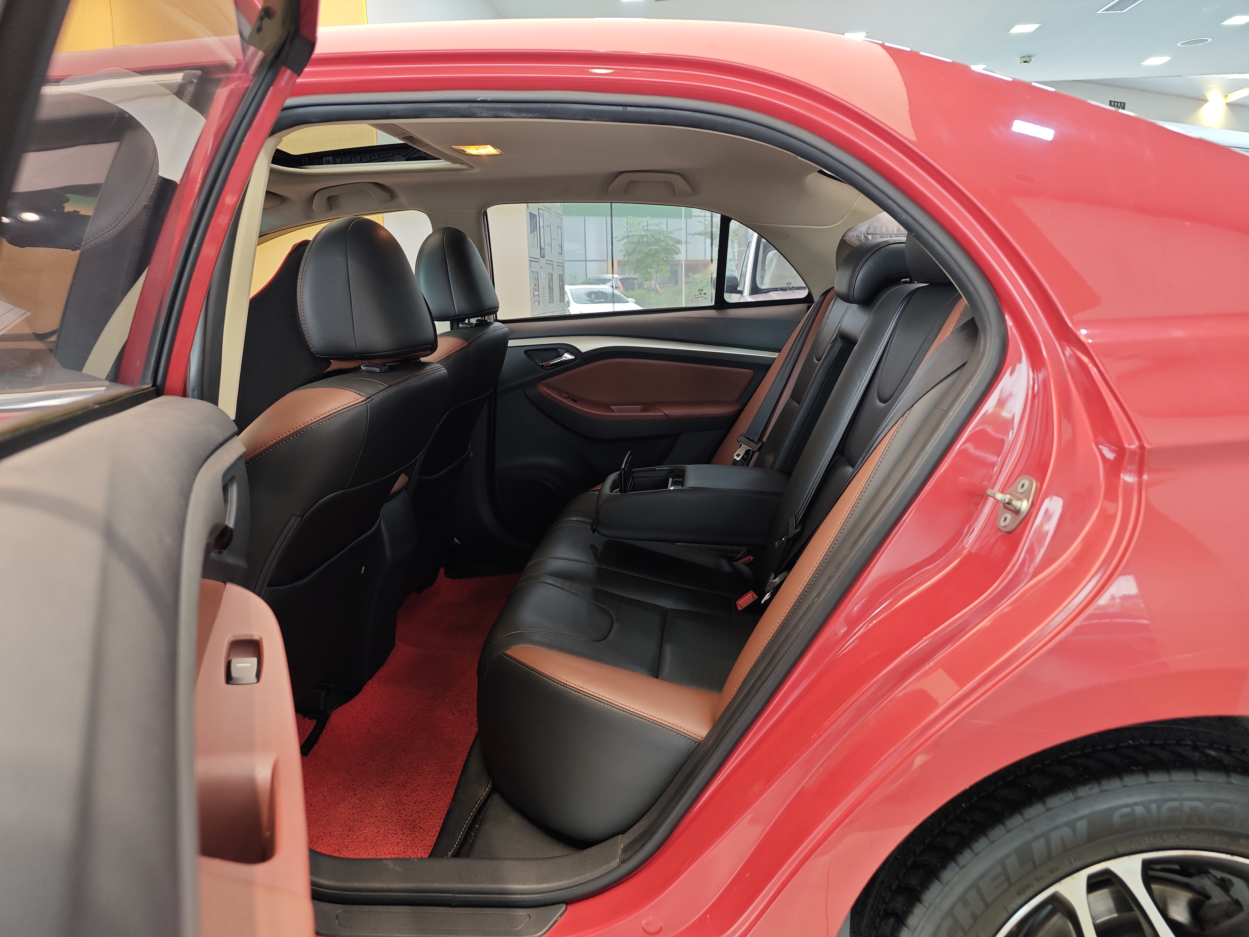 BYD G5 2016 #23 BYD G5 2016 car image #23