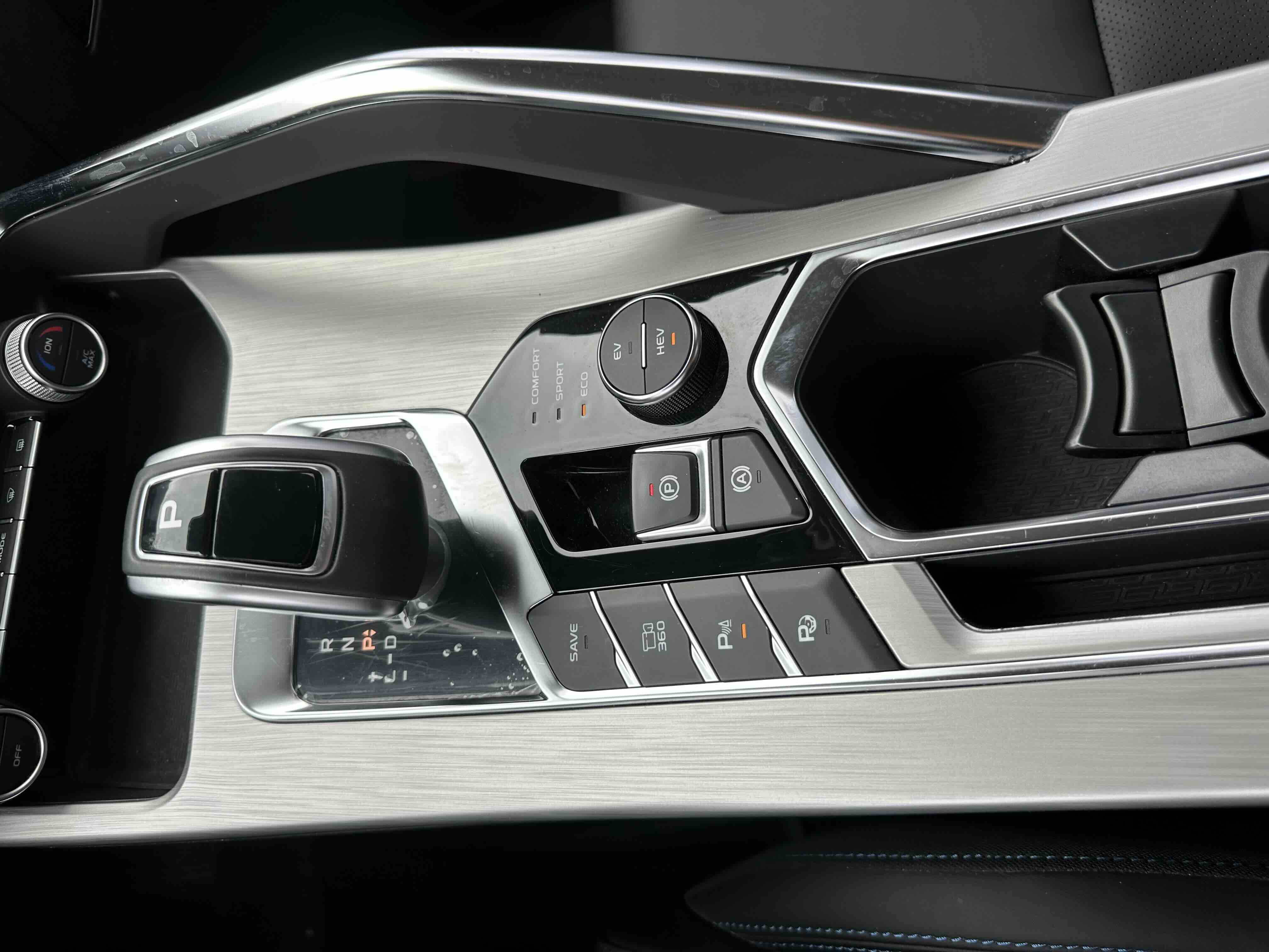 GEELY Coolray New Energy 2019 car image #23