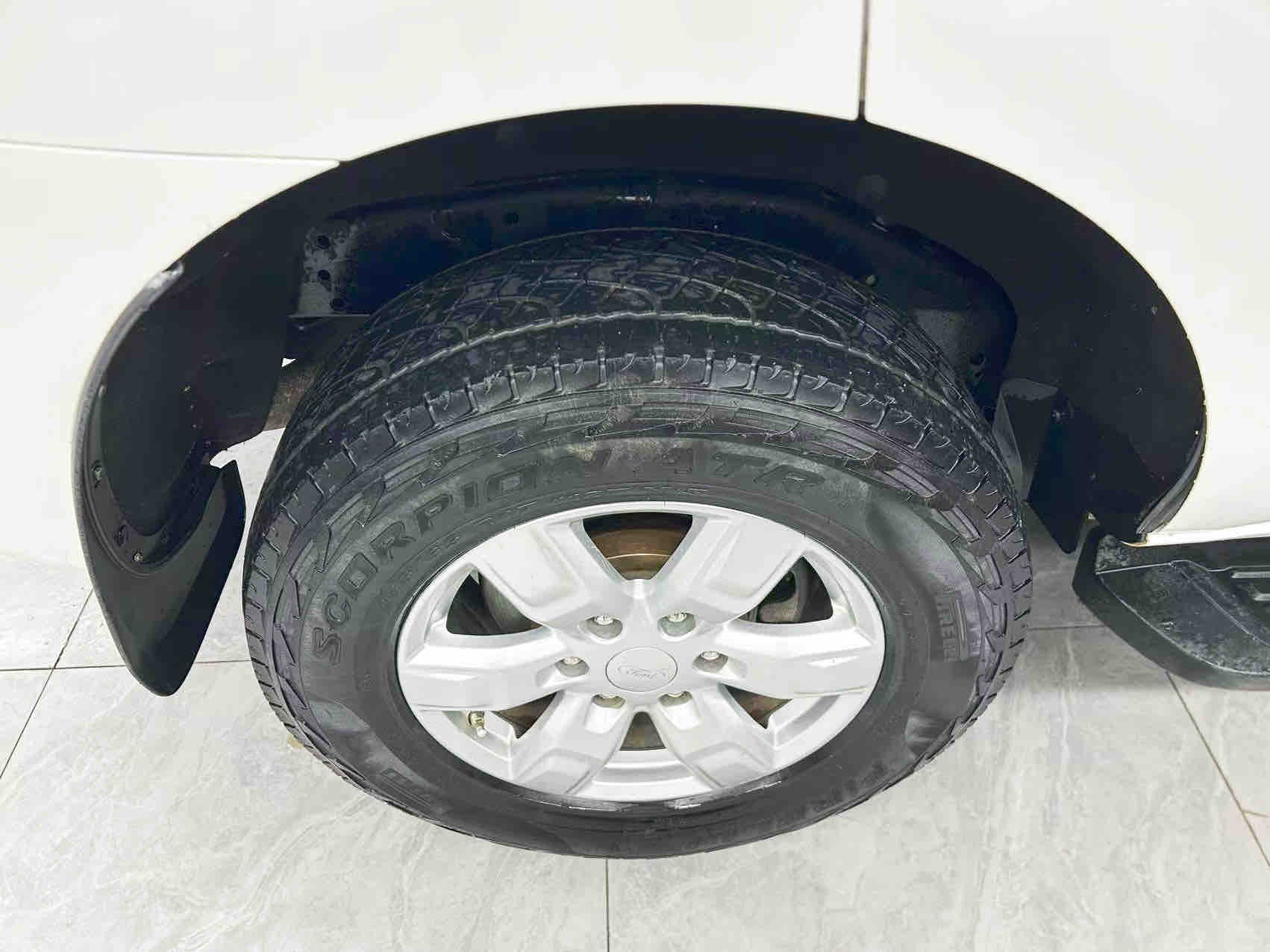 Ford Everest 2020 car image #23