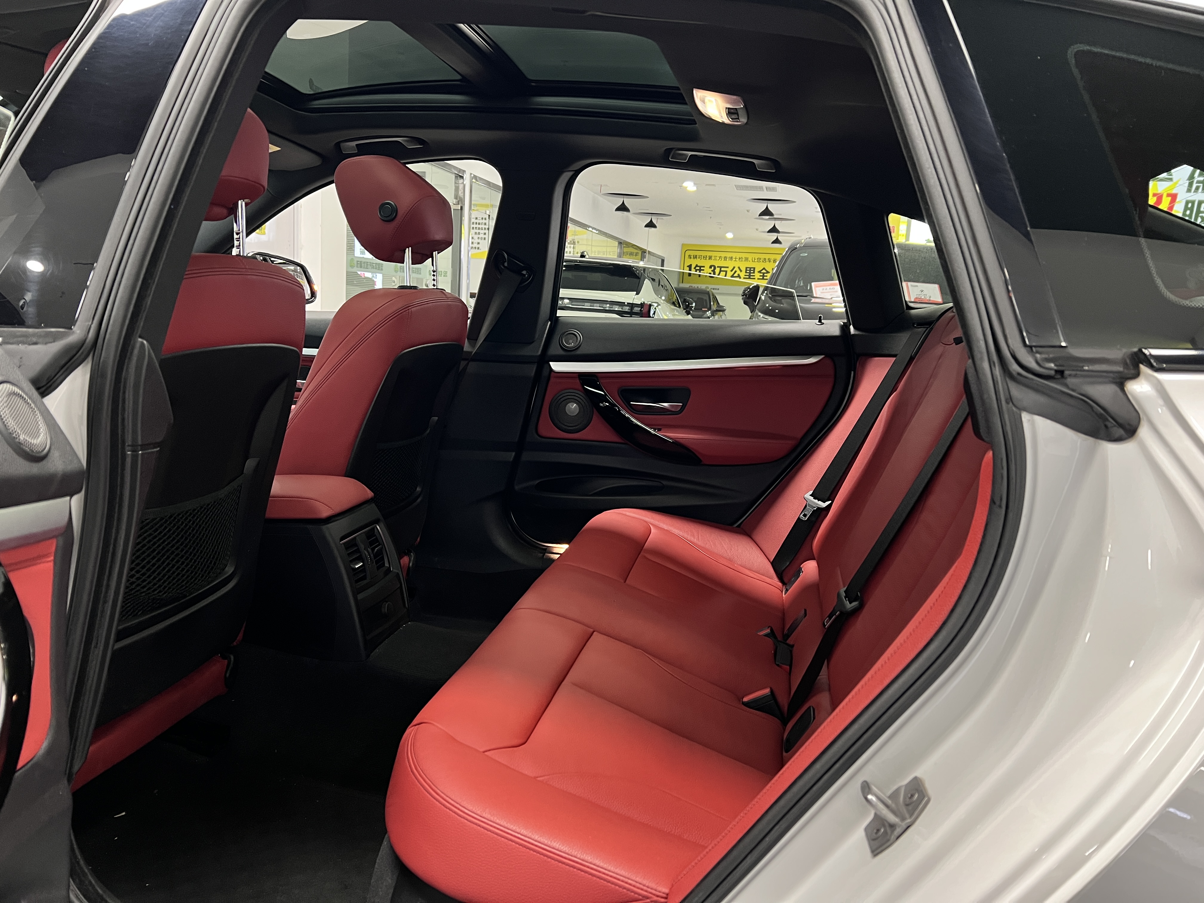 BMW 3 Series GT 2020 car image #23