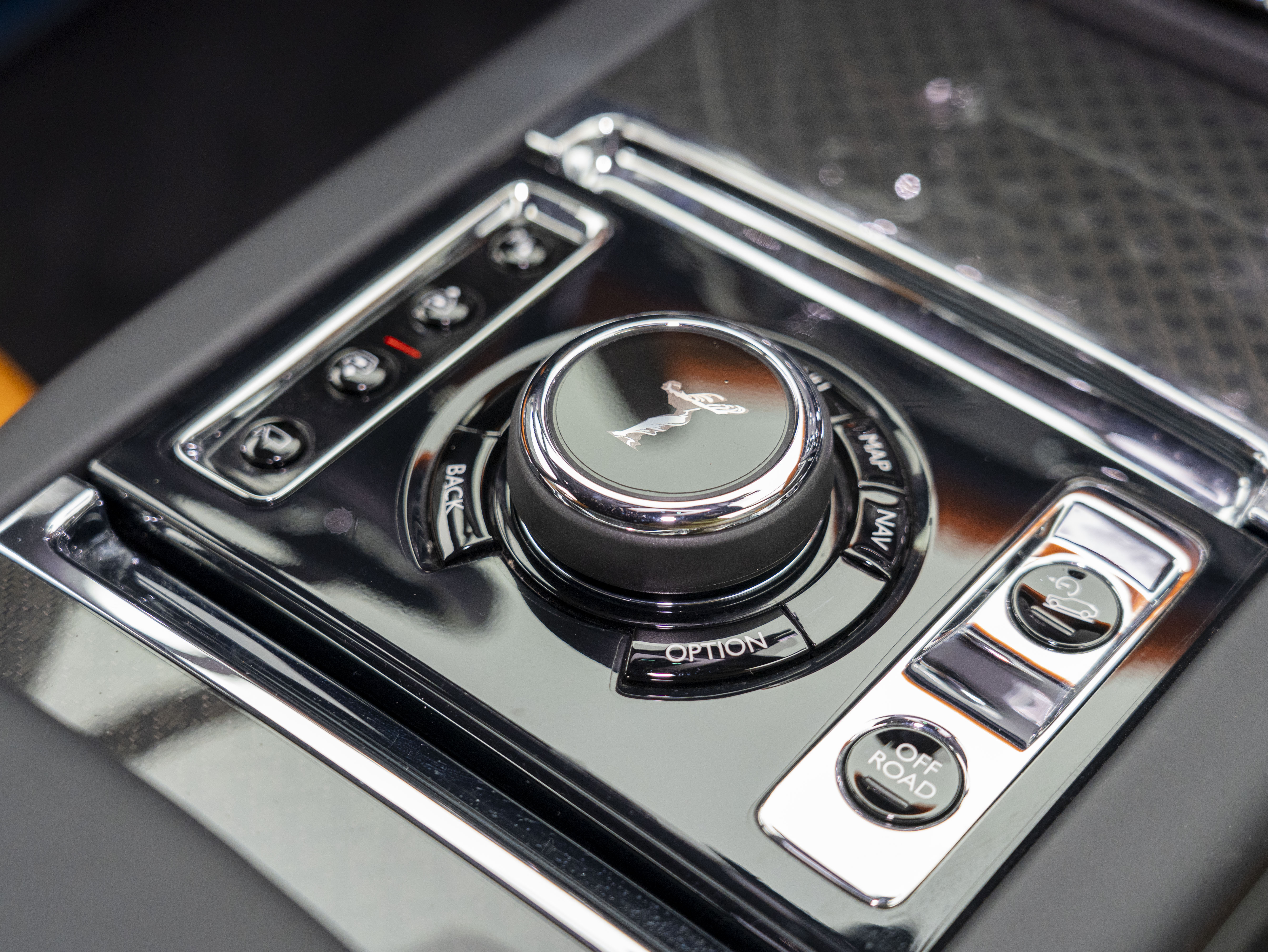 Rolls-Royce Cullinan 2022 immagine di auto #23