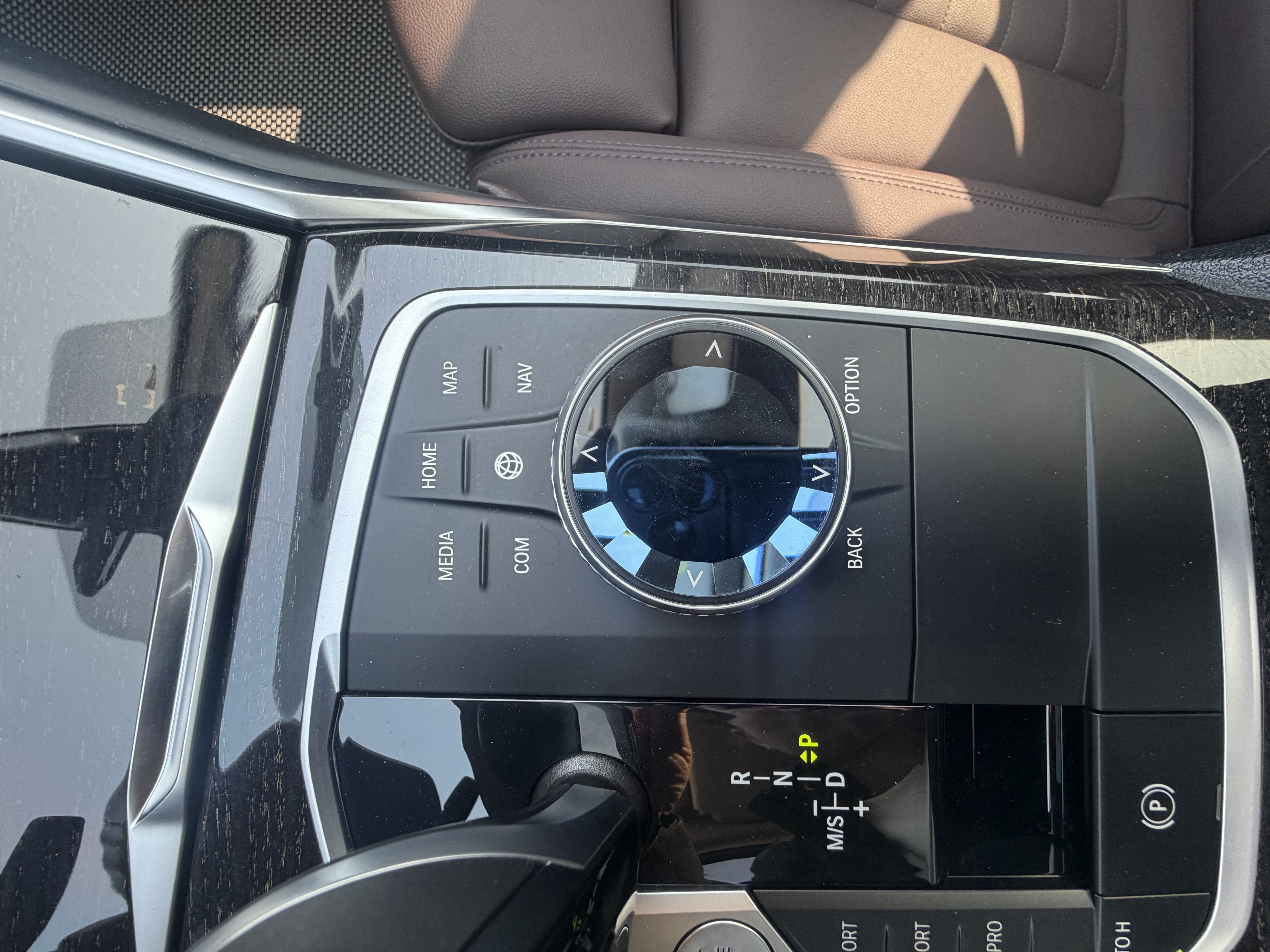 BMW 3 Series 2021 #23 BMW 3 Series 2021 car image #23