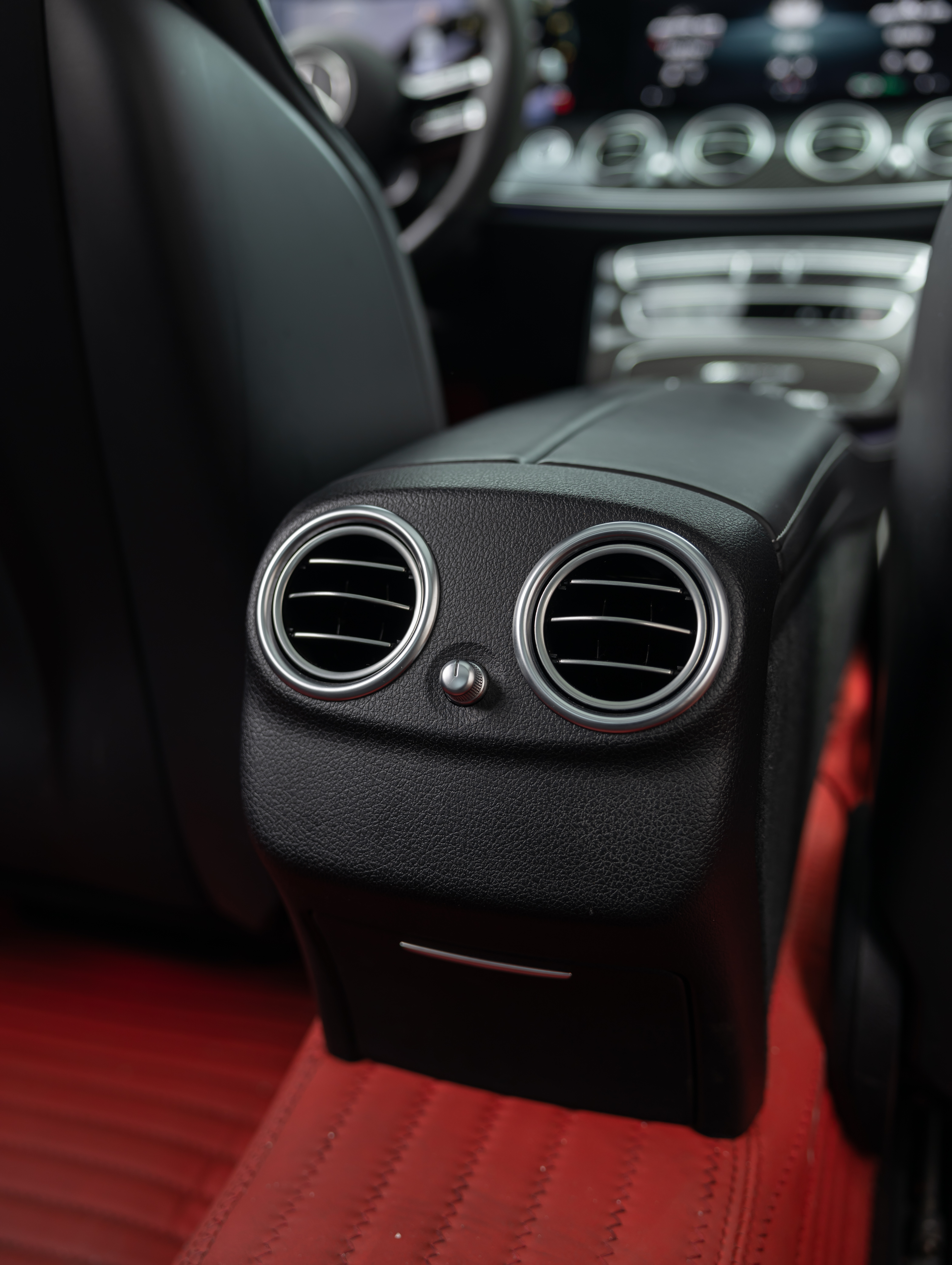 Mercedes-Benz E AMG 2021 صورة سيارة #23