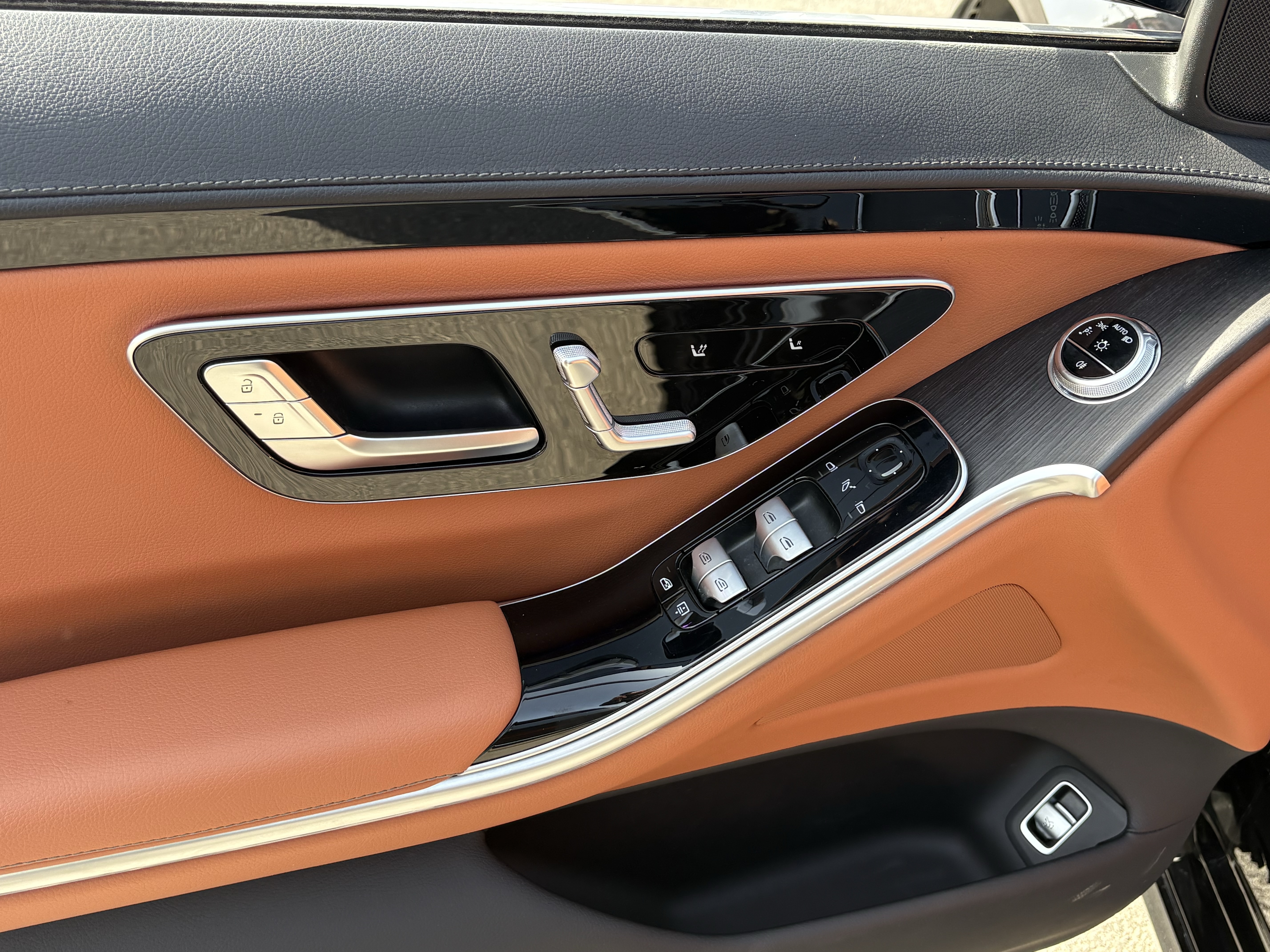 Mercedes-Benz S Class 2021 صورة سيارة #23