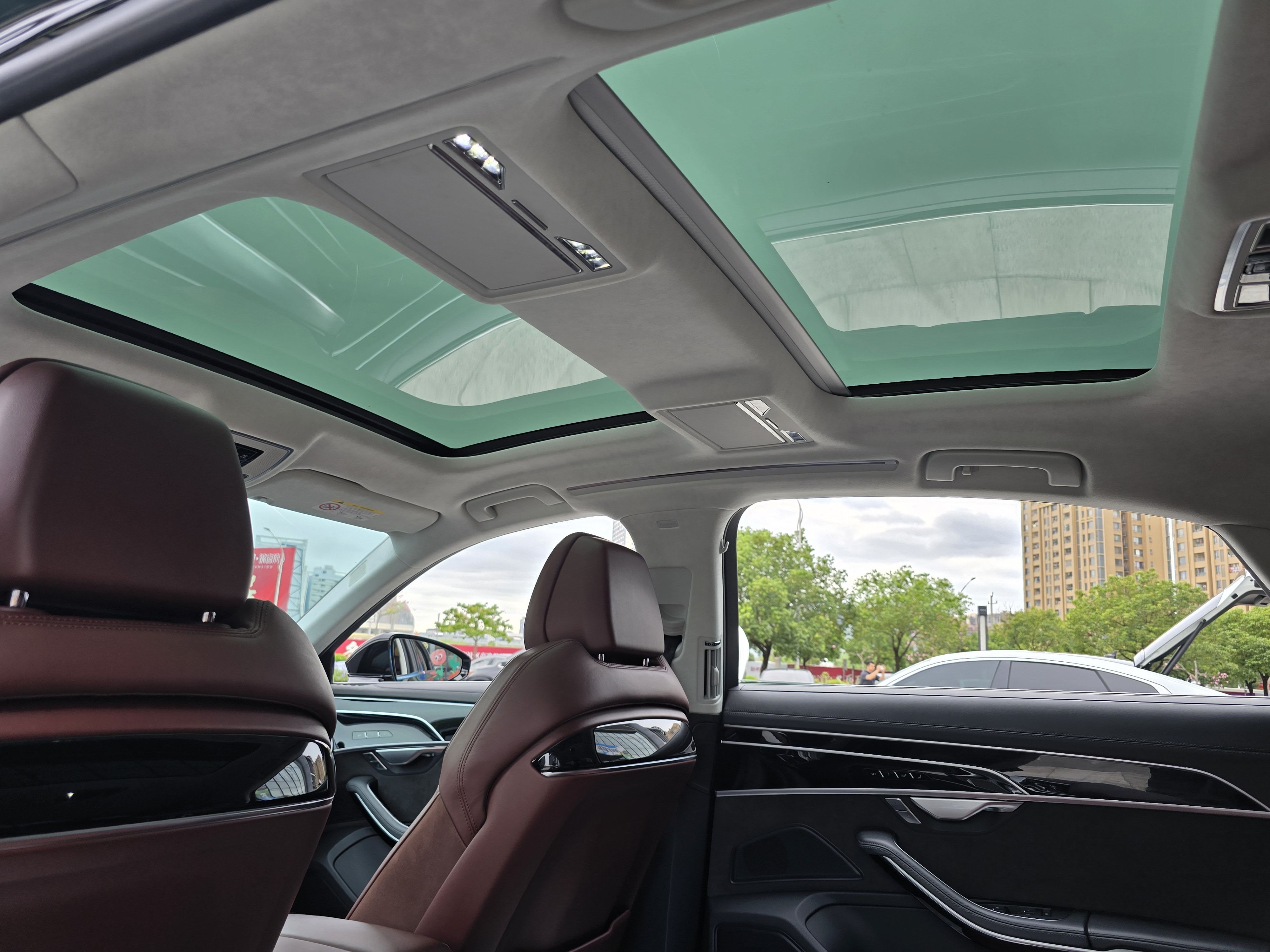 Audi A8 New Energy 2022 immagine di auto #23