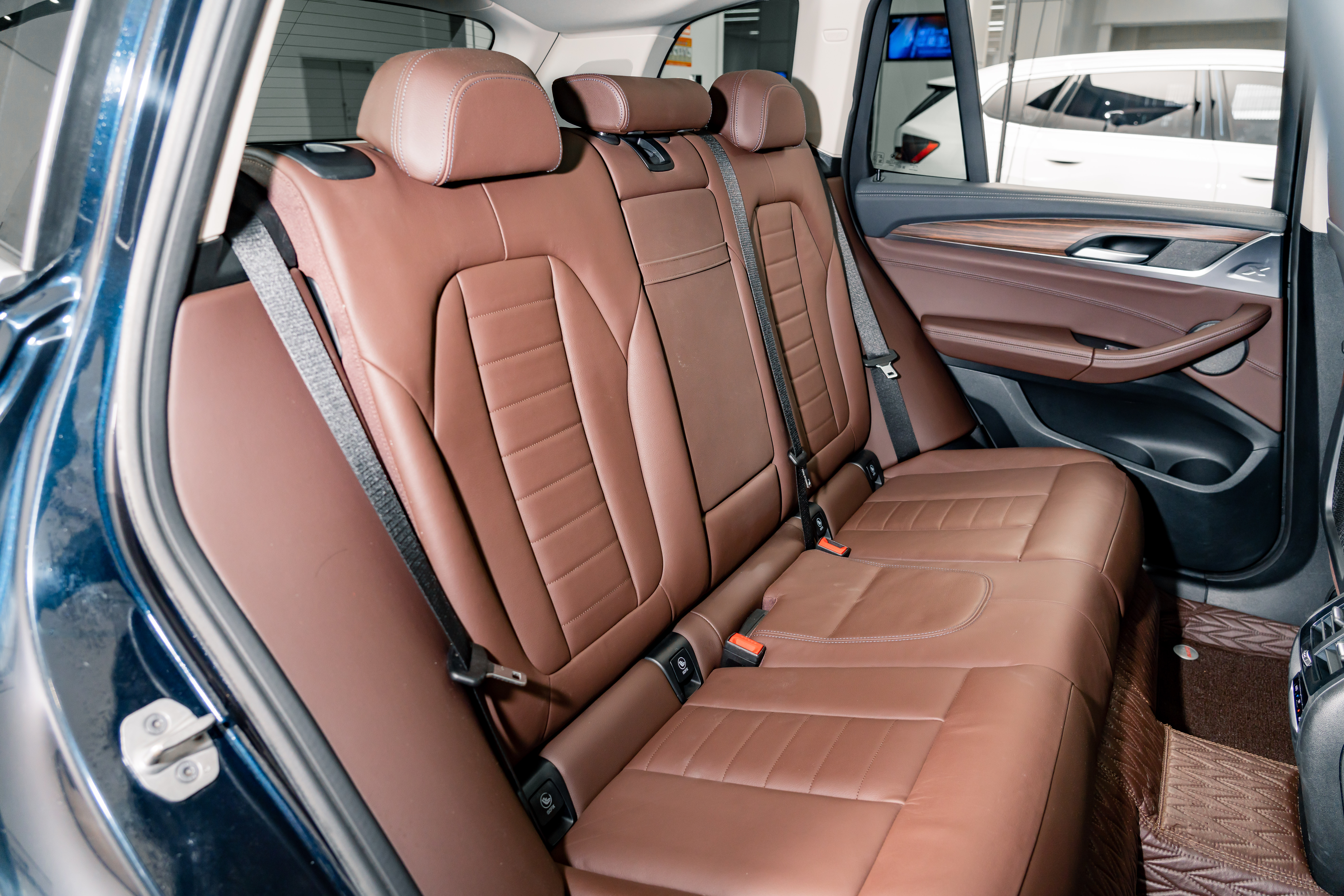 BMW X3 2021 car image #23