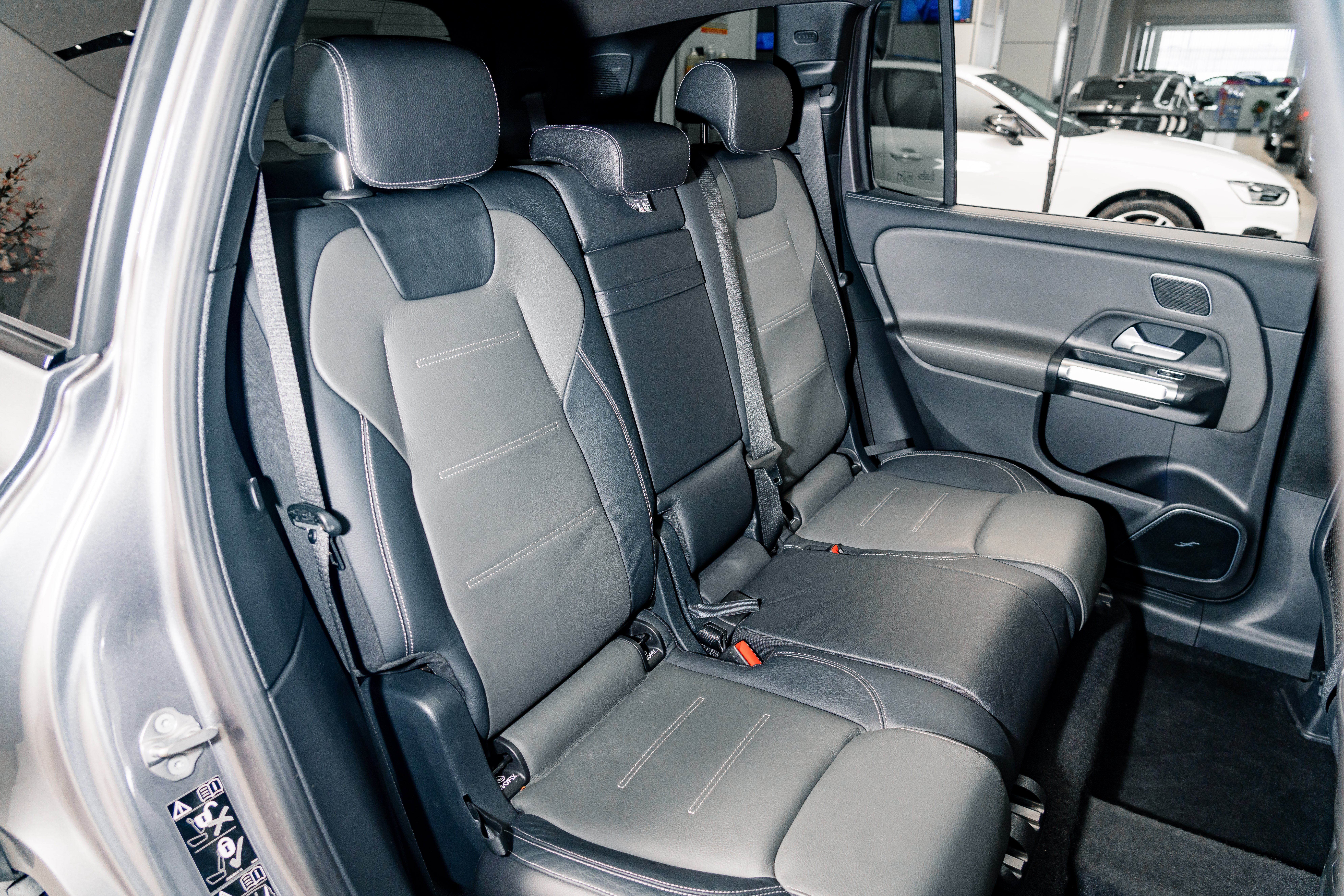 Mercedes-Benz GLB AMG 2021 car image #23