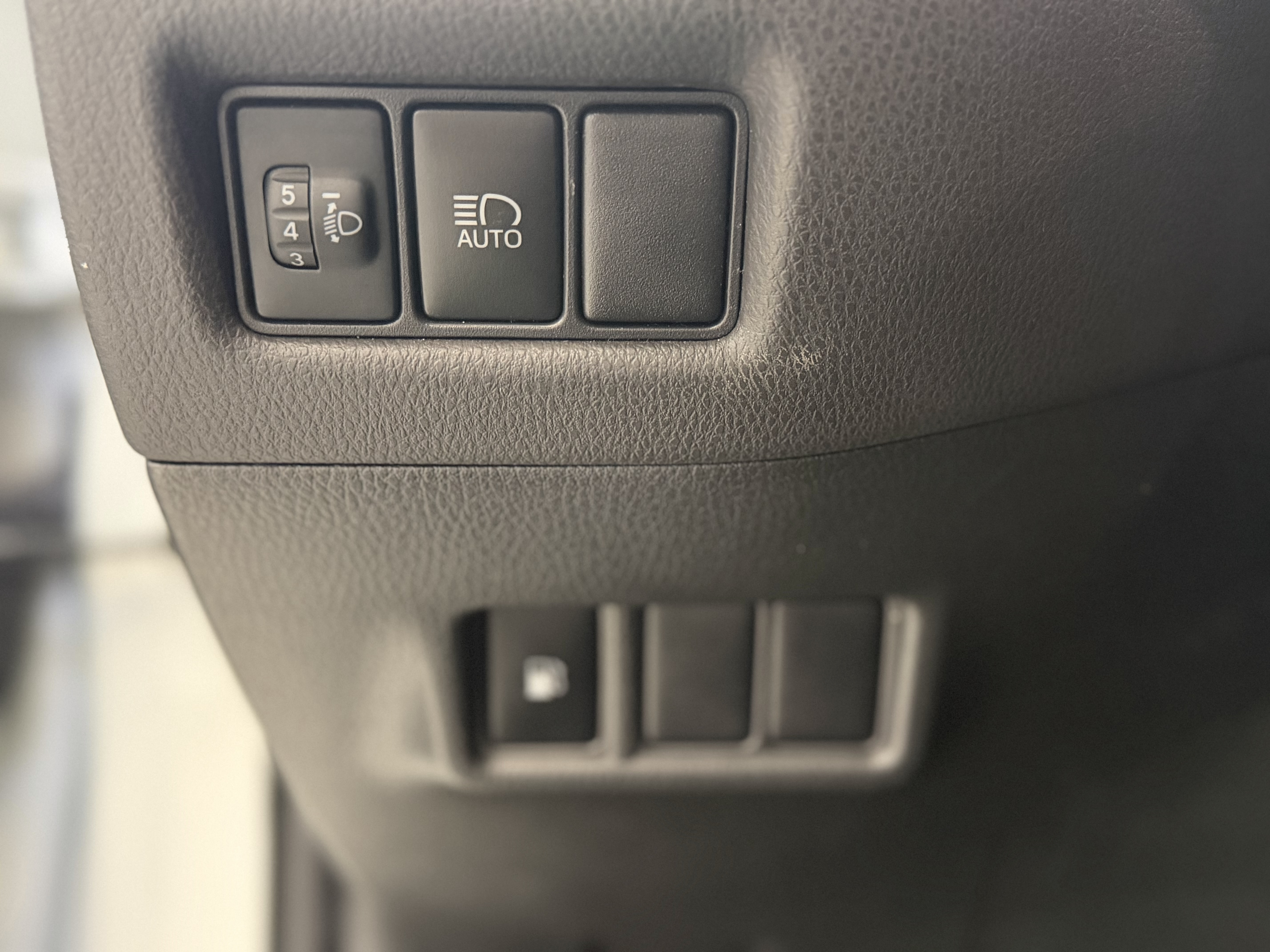 Toyota C-HR 2021 immagine di auto #23