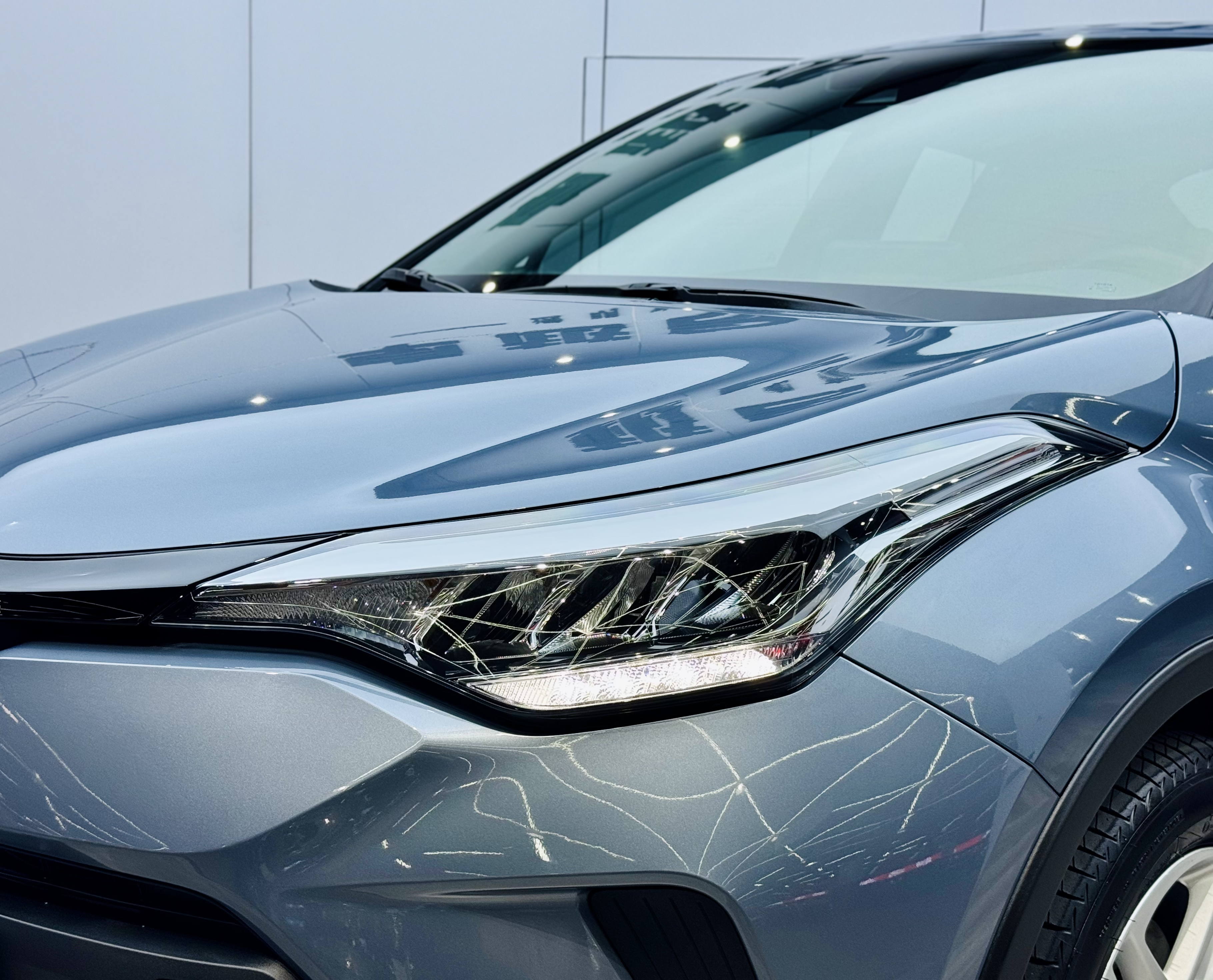 Toyota C-HR 2021 car image #23