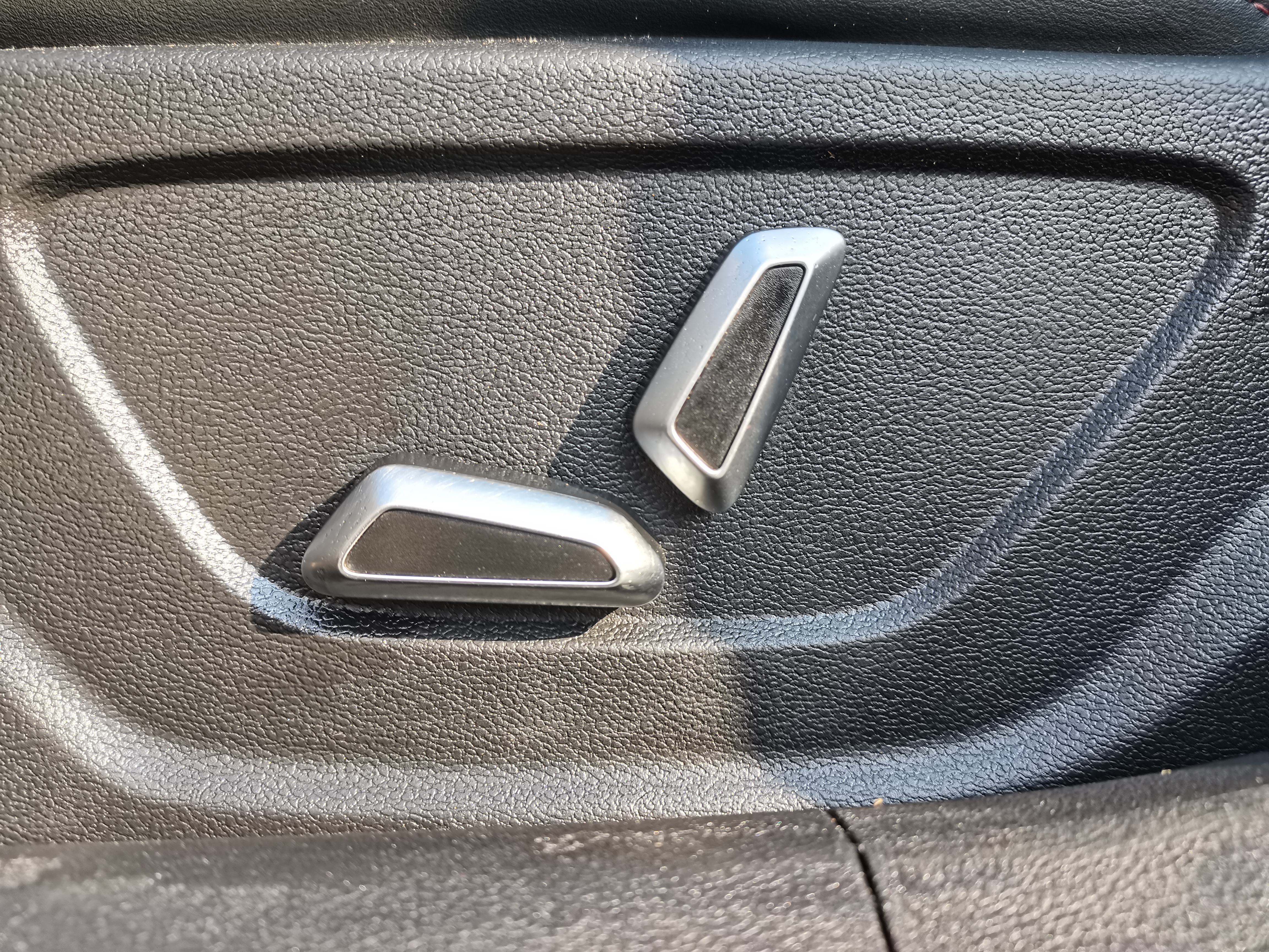 GEELY Coolray 2021 #23 GEELY Coolray 2021 car image #23