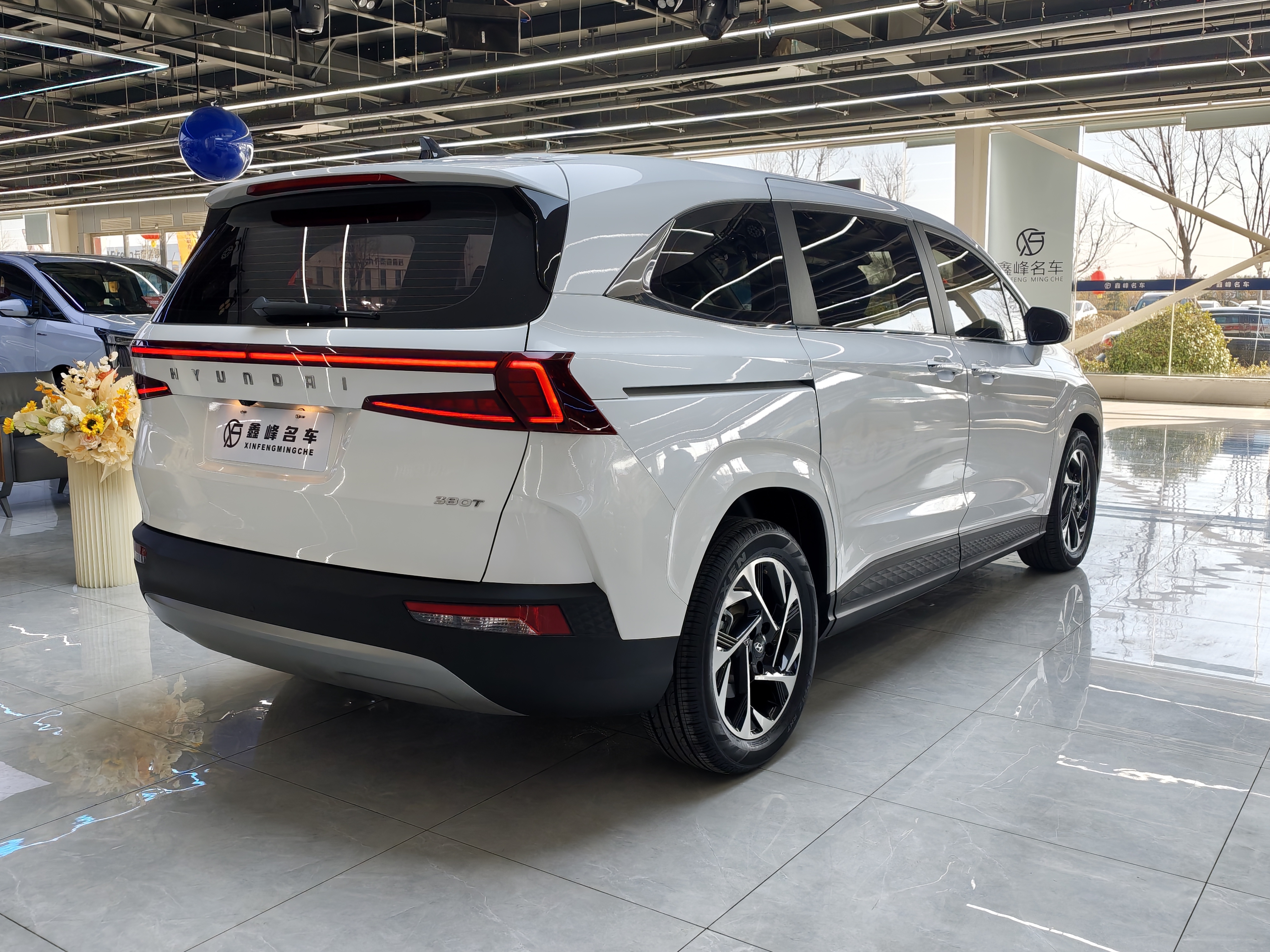 Hyundai Custo 2022 car image #23