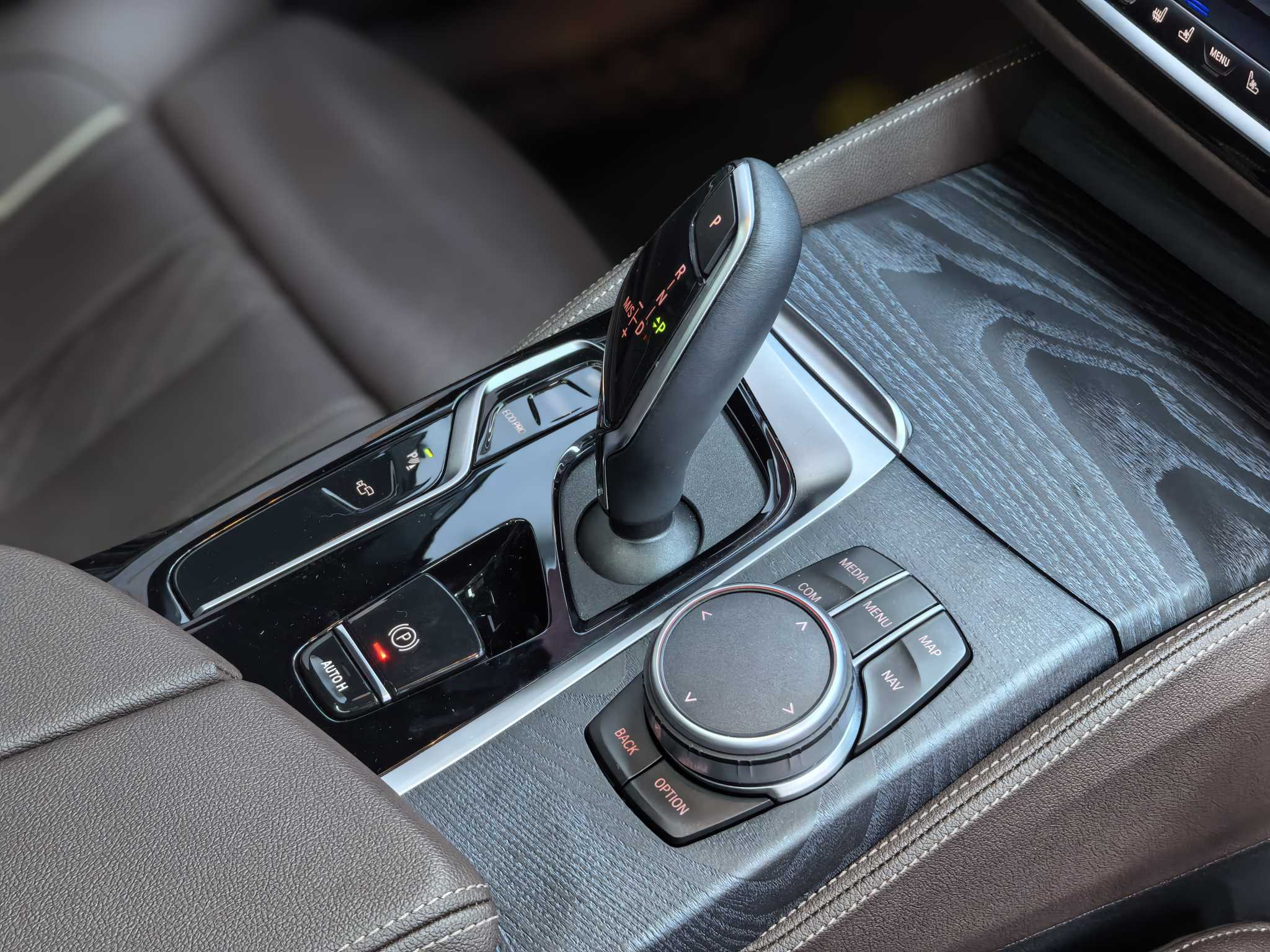 BMW 5 Series 2022 #23 BMW 5 Series 2022 car image #23