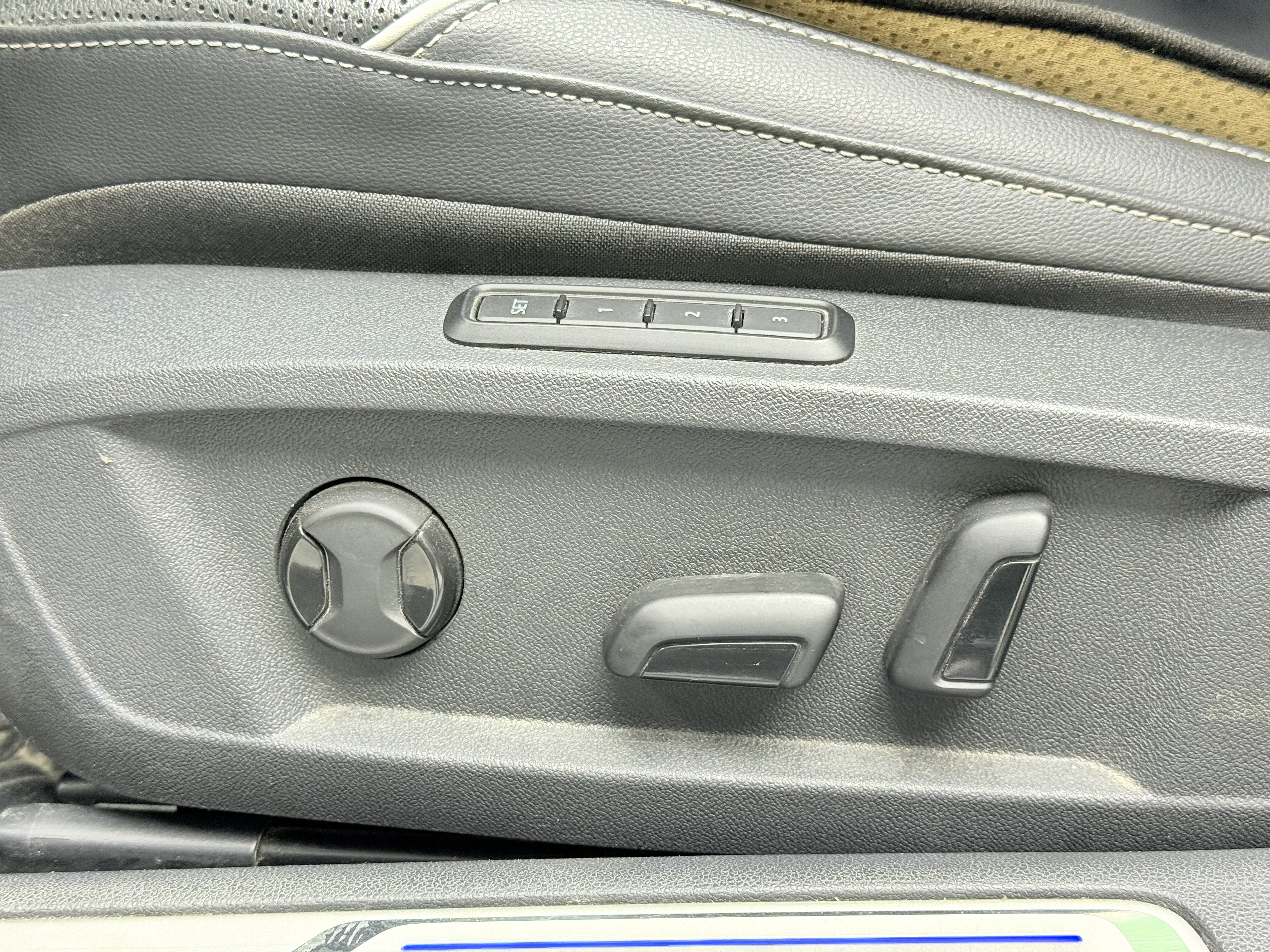 Volkswagen Passat New Energy 2021 immagine di auto #23