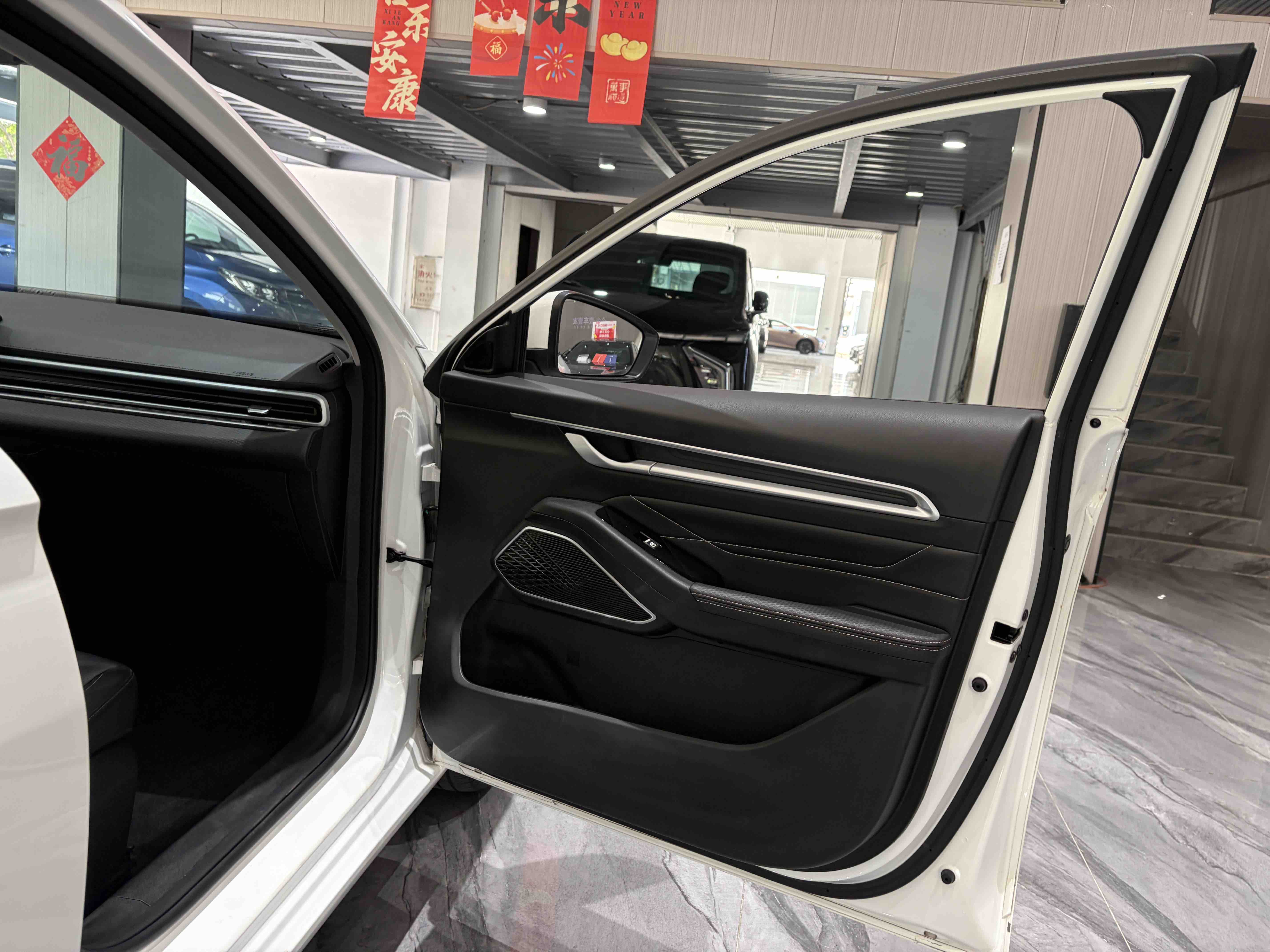 GEELY Emgrand 2022 car image #23
