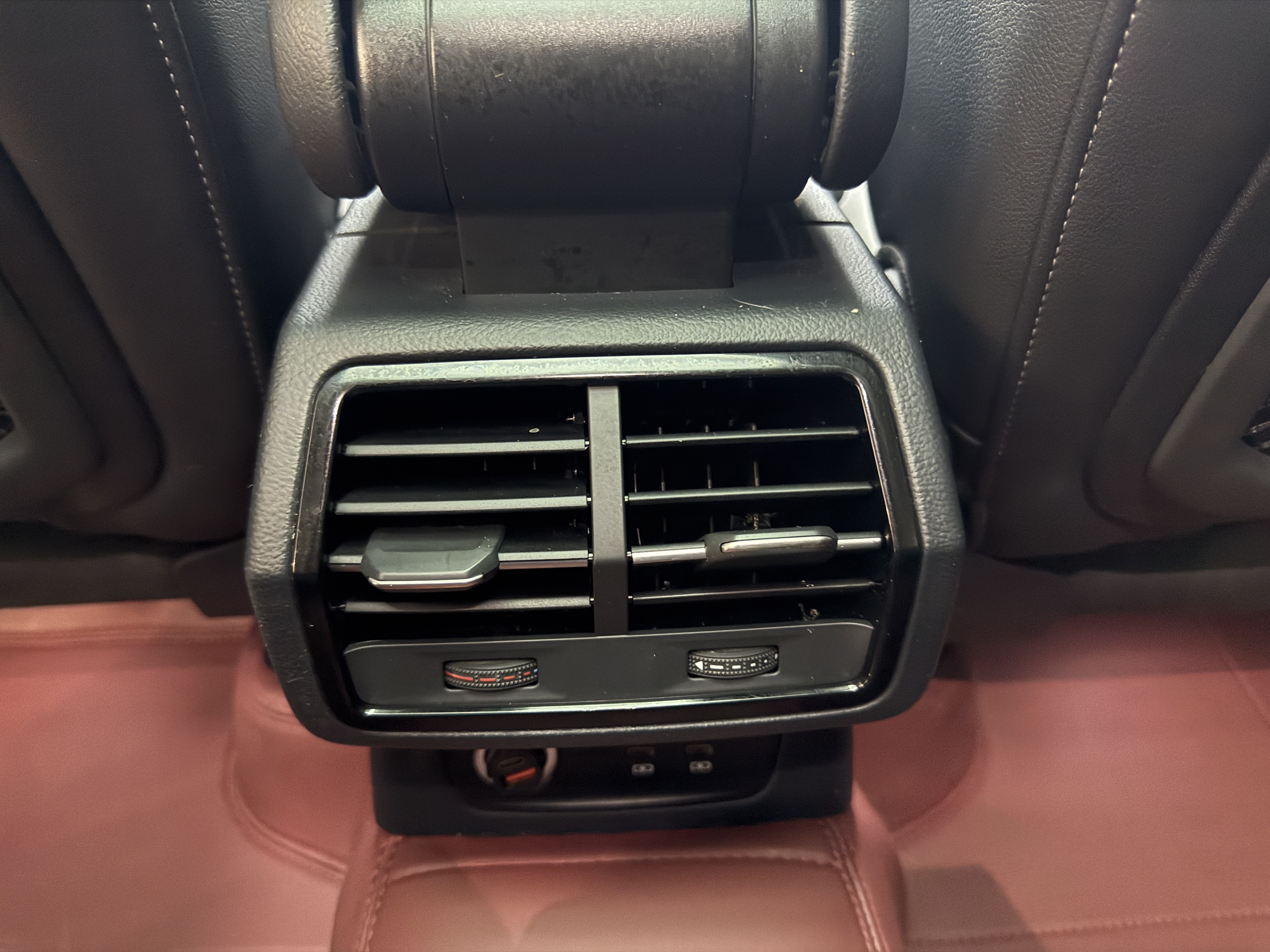 Audi Q3 2023 immagine di auto #23