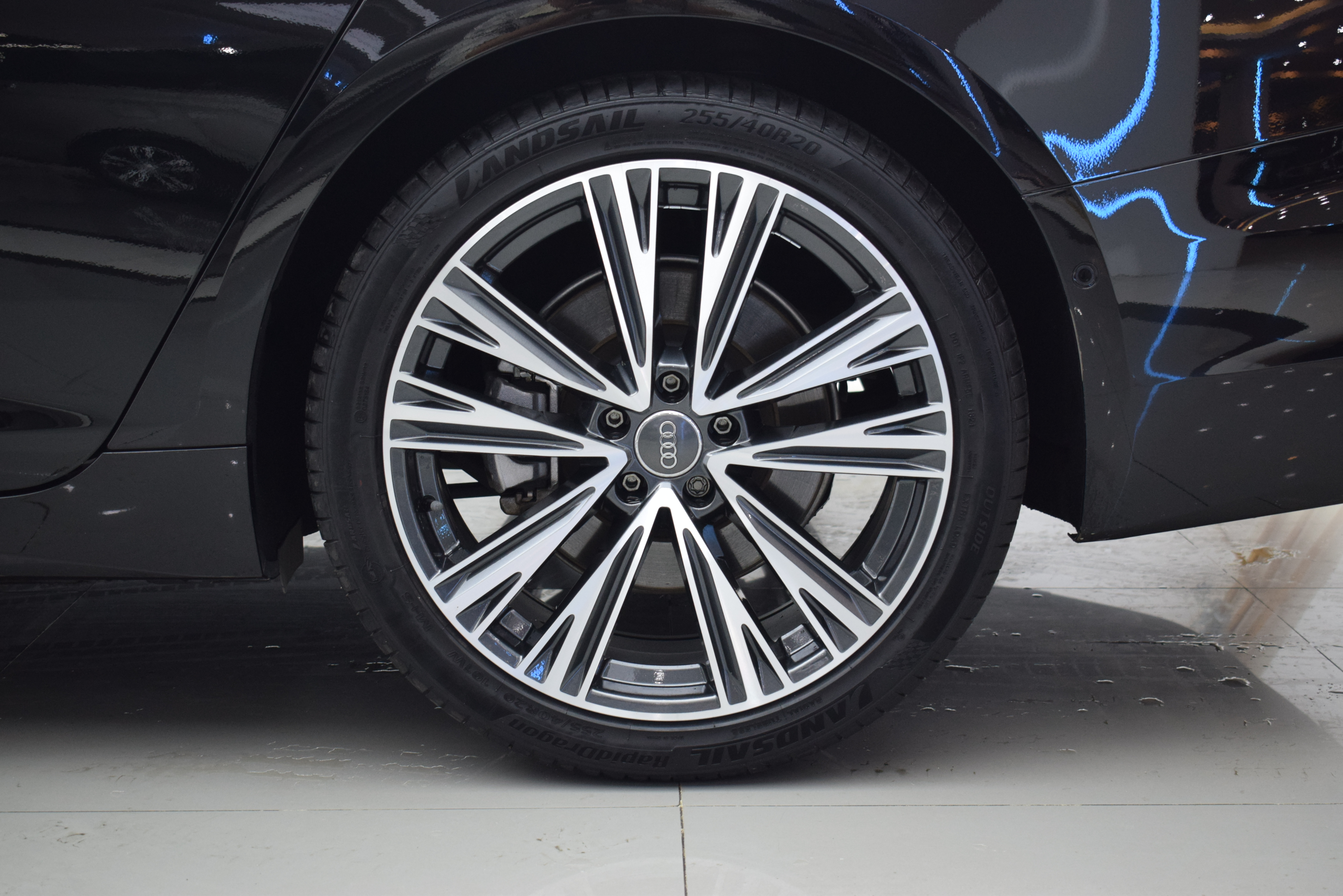 Audi A6L 2022 صورة سيارة #23