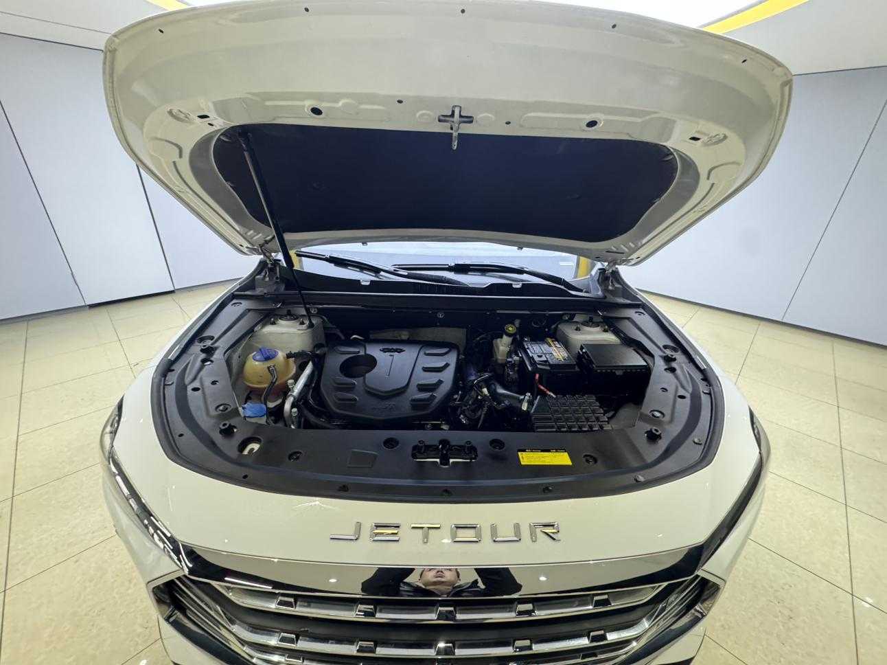 Jetour X70 PLUS 2022 car image #23