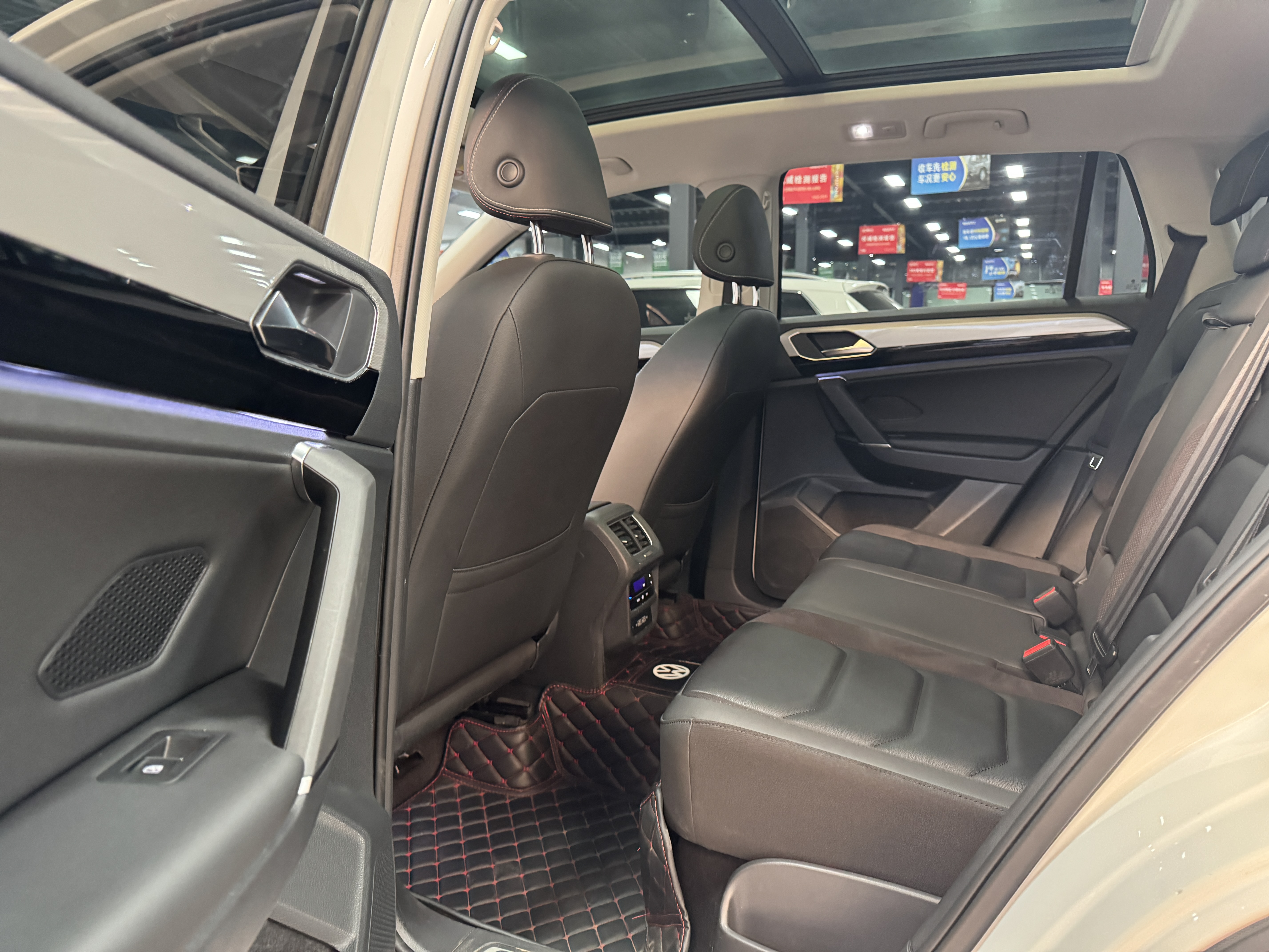 Volkswagen Tayron 2022 car image #23