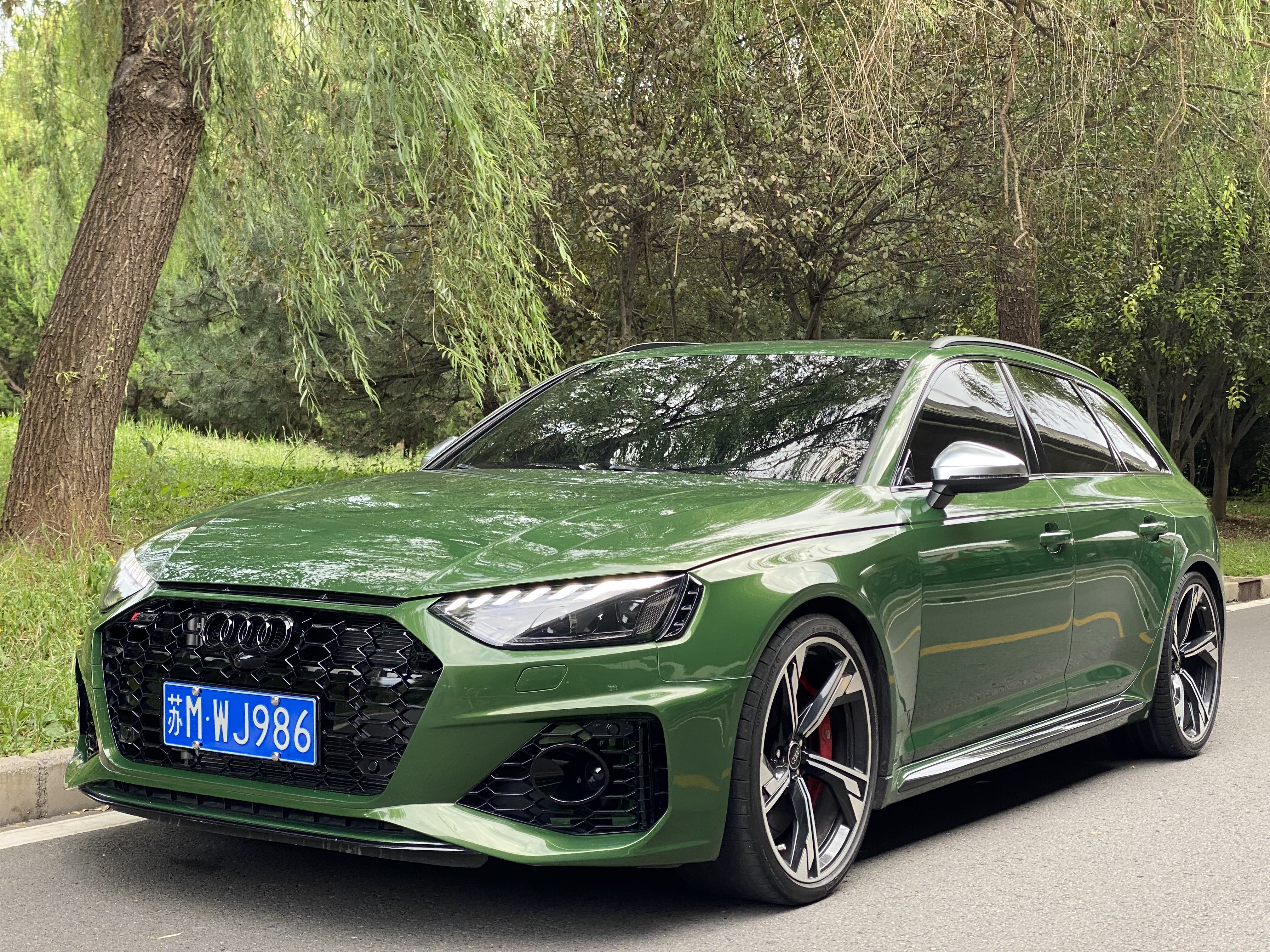 Audi RS 4 2022 #23 Audi RS 4 2022 car image #23