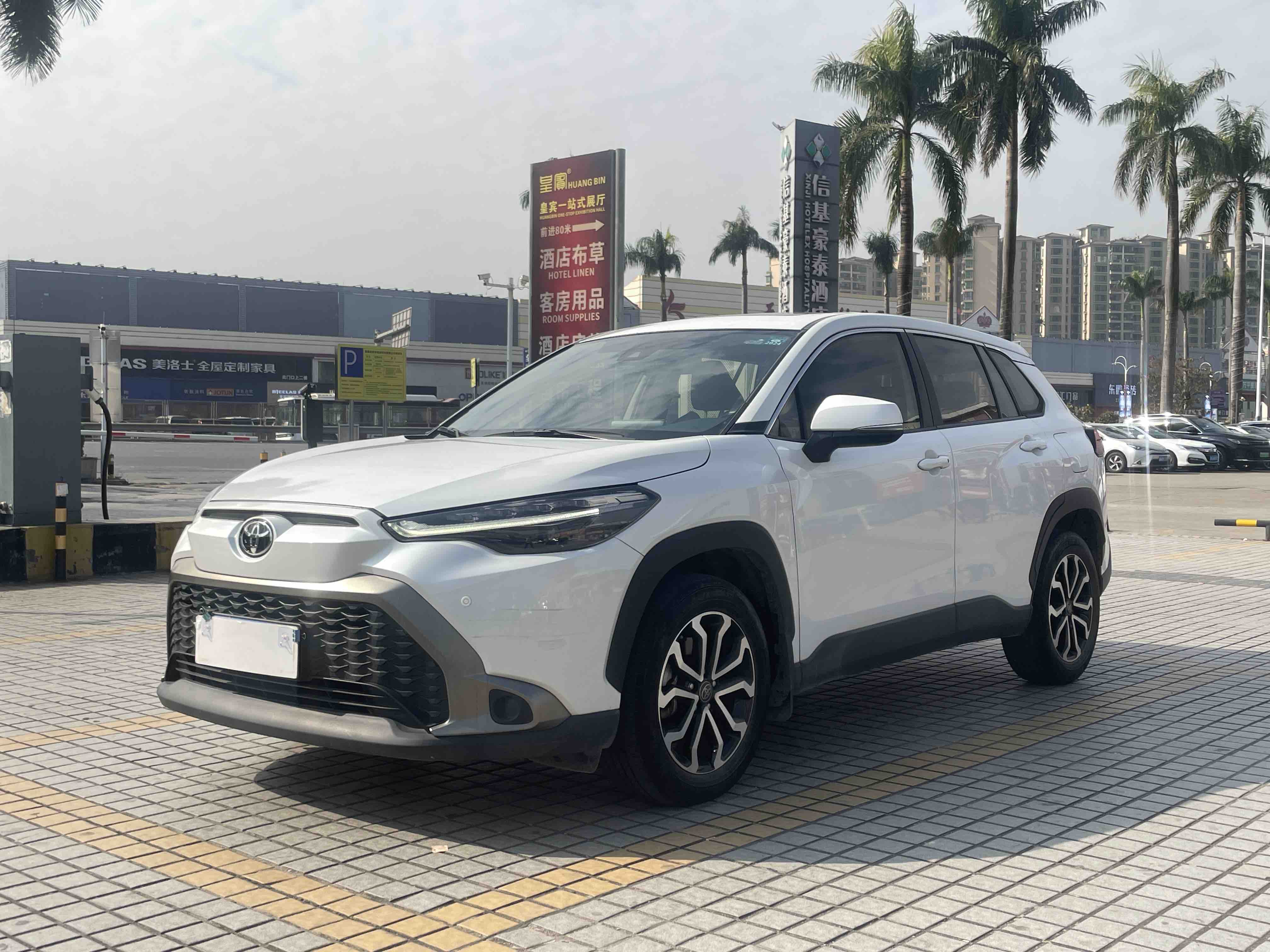 丰田 锋兰达 2022 汽车图片 #23