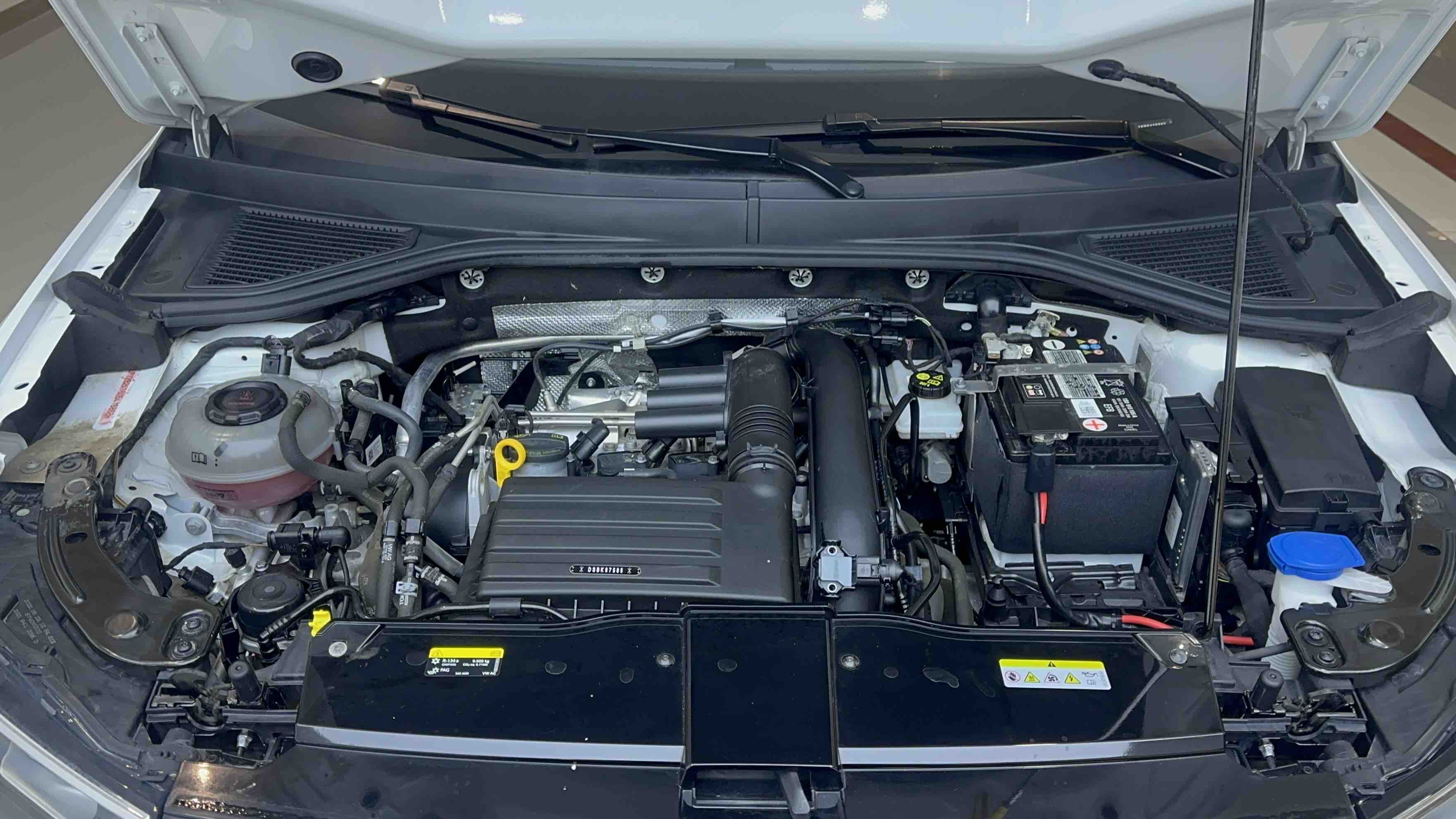 T-Roc 2022 car image #23